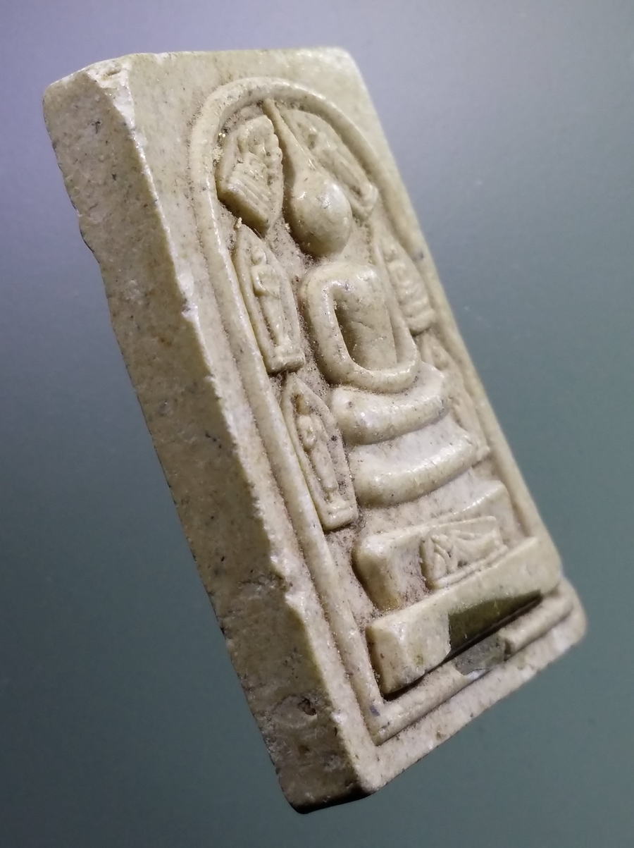 รหัสสินค้า พระสมเด็จ วัดต่างๆ 1058 พระสมเด็จ พระประจำวัน เนื้อผงฝังตะกรุด หลวงพ่อคูณ วัดบ้านไร่ อำเภอด่านขุนทด จังหวัดนครราชสีมา