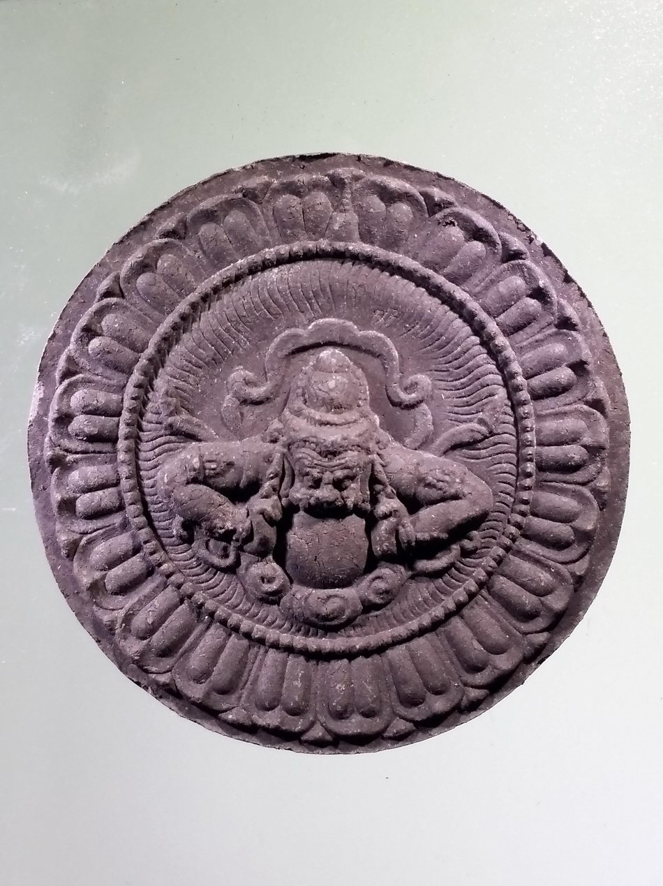 รหัสสินค้า จตุคามรามเทพ 786 จตุคามรามเทพ รุ่นมหาปาฏิหาริย์มั่งมีทรัพย์ เนื้อว่านดำ ขนาด 5.6 cm