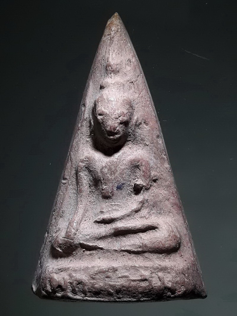 รหัสสินค้า พระเนื้อดิน ผง ว่าน 10479 พระพุทธโคดม เนื้อดิน หลวงพ่อขอม วัดไผ่โรงวัว จ.สุพรรรบุรี ปี 2500