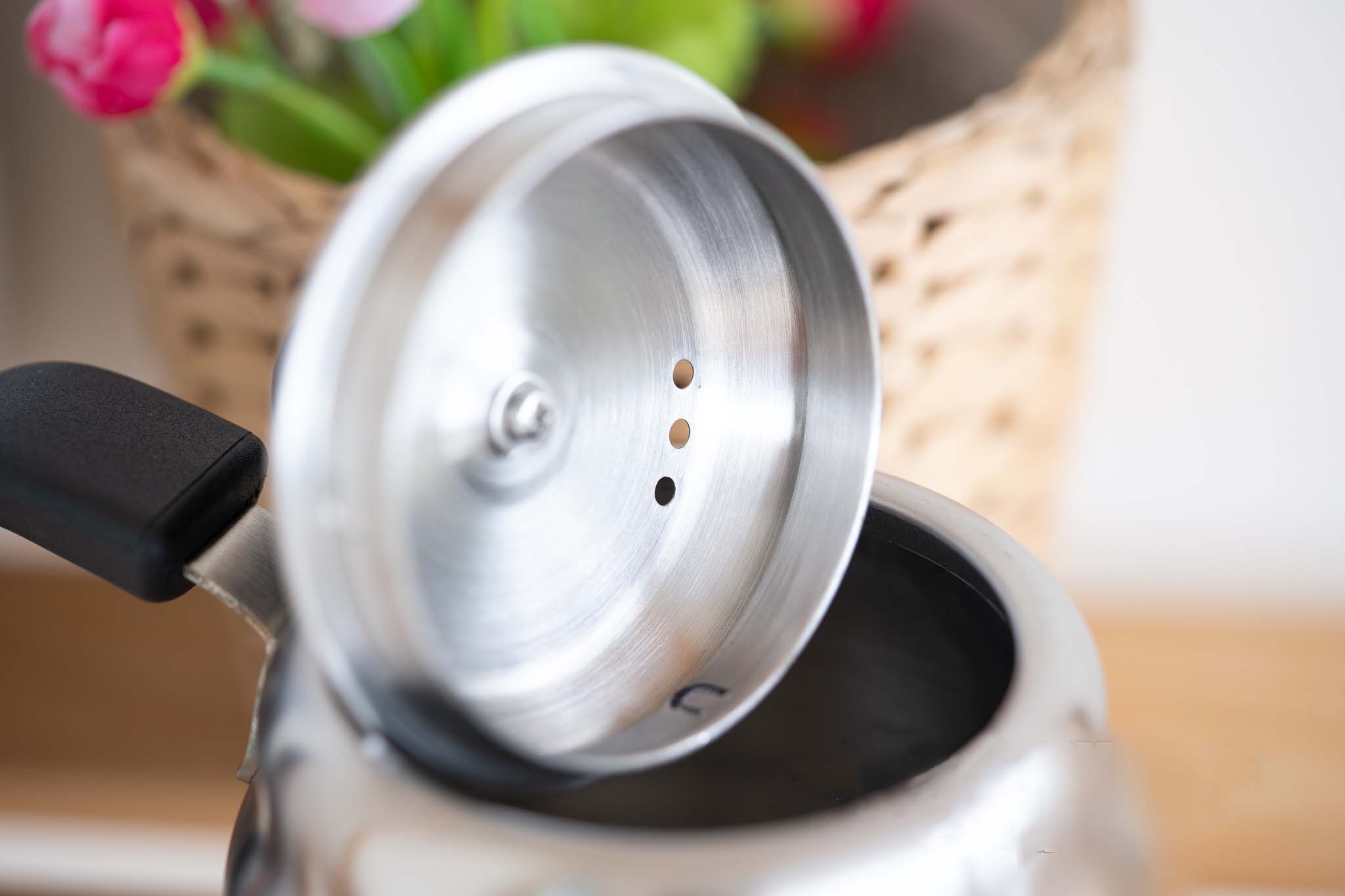 กาดริปกาแฟปากยาวสไตร์วินเทจ ทรงก้อนเมฆ กาต้มน้ำสแตนเลส ขนาด1000มล สีดำ/สีเงิน