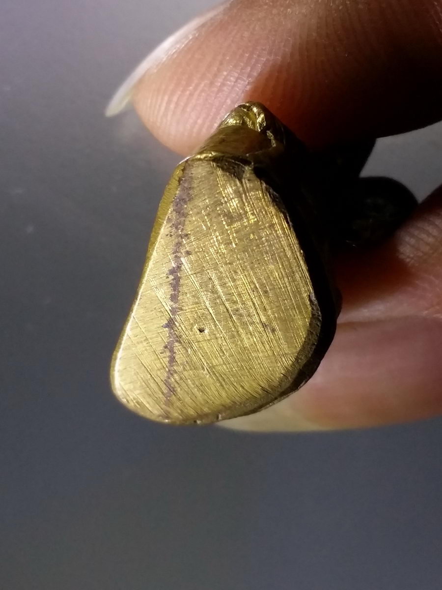 Antig Pim 005 รูปหล่อเนื้อทองผสม พระสีวลีมหาลาภ ตอกโค๊ต ปพ.