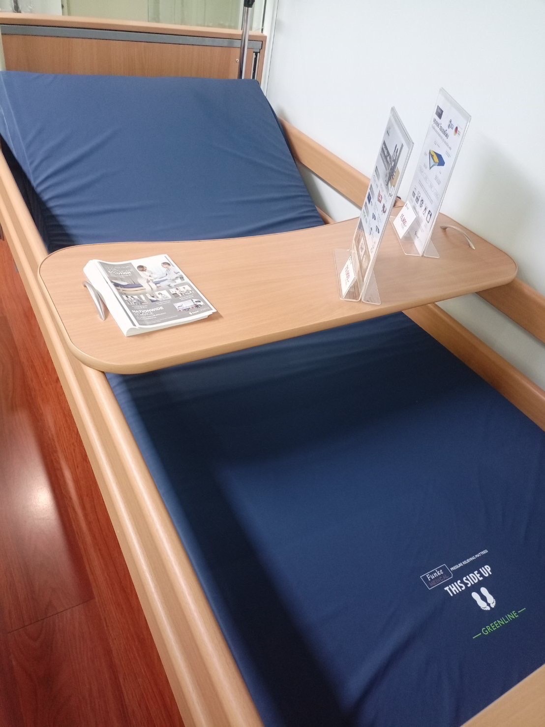 ที่นอนโฟมป้องกันแผลกดทับ แบรนด์ Funke Medical รุ่น Hyper Foam Plus ที่นอนโฟมพิเศษ 2 ชั้น ของแท้ รับประกันชั้นโฟมศูนย์ไทย 3 ปี แบรนด์จากประเทศเยอรมัน + แถมฟรีตลับใส่ยา