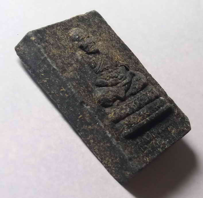 รหัสสินค้า พระเนื้อดิน เนื้อผง เนื้อว่าน 443 หลวงปู่ทวดเนื้อผงใบลาน ผสมว่าน หลังลายพิมพ์นิ้วมือ พ่อปู่นริศนรินโท ลานธรรมบารมีแสงธรรมหนอ จ.พังงา