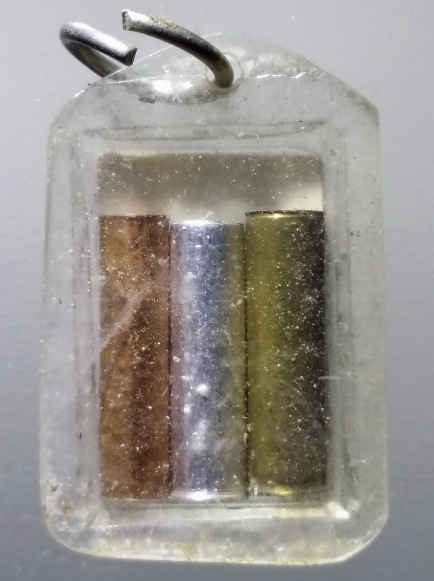 รหัสสินค้า เครื่องราง ล็อกเก็ต ภาพถ่าย 156 ภาพถ่ายหลังตะกรุด หลวงพ่อแร่ ไม่ทราบที่