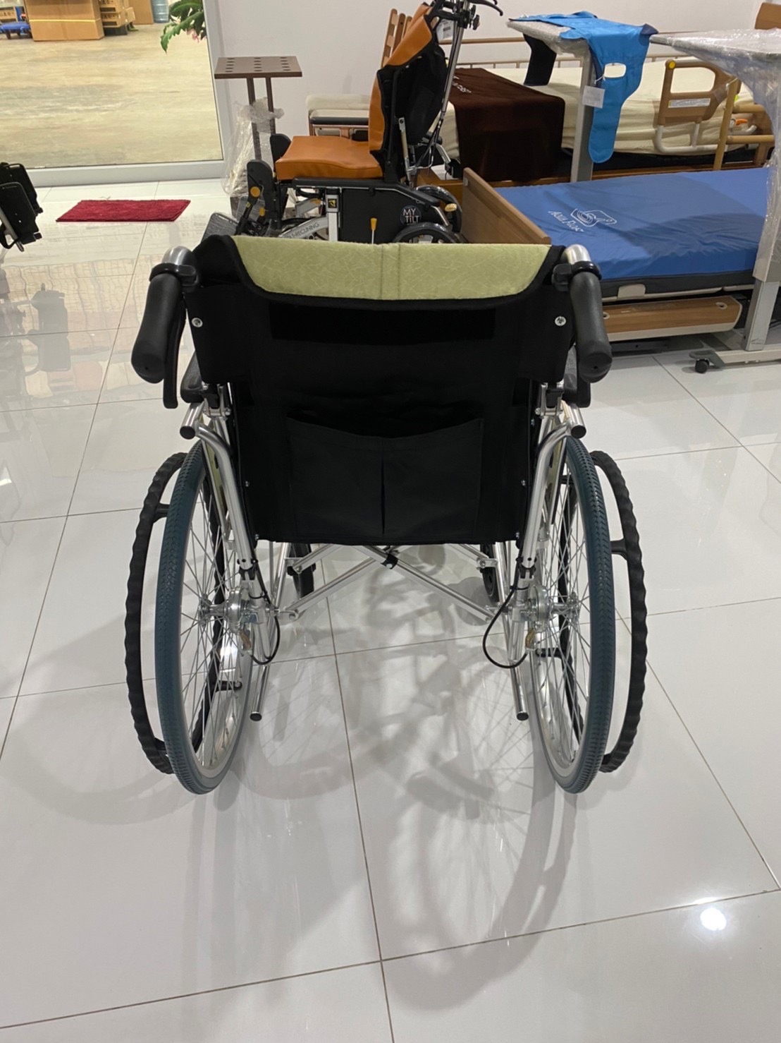 รถเข็นแบรนด์ญี่ปุ่น Matsunaga Wheelchair (車いす) รุ่น MW-SL3D น้ำหนักเบา สะดวกพกพา ฟังก์ชั่นหลากหลาย