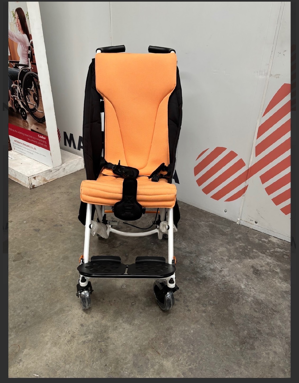 รถเข็นวีลแชร์สำหรับเด็ก ( 車いす ) Matsunaga Wheelchair รุ่น MB-PONY