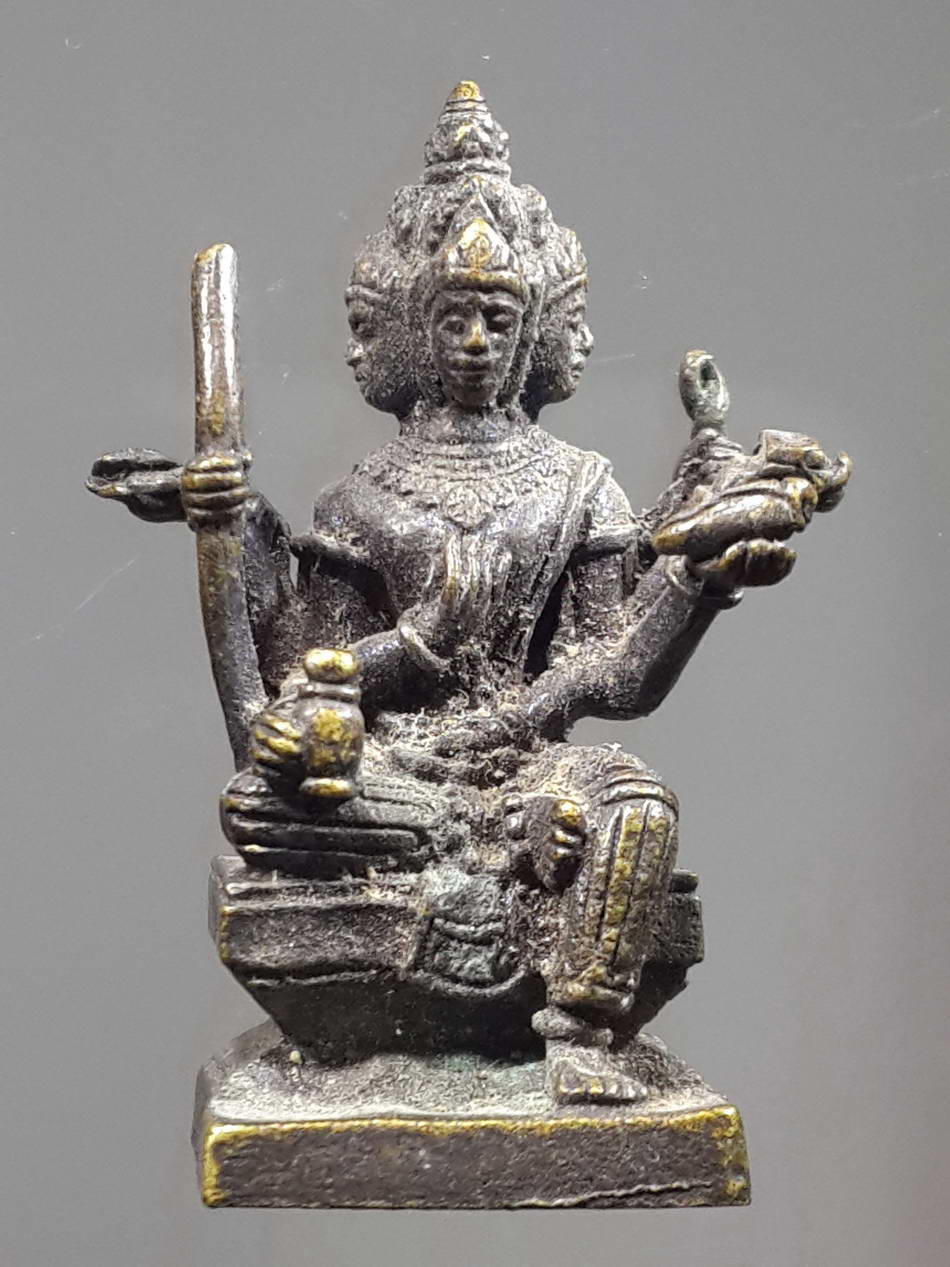 รหัสสินค้า พระกริ่ง พระหล่อ 317 รูปหล่อโบราณ พระพรหม เนื้อทองเหลืองรมดำ ไม่ทราบสำนัก