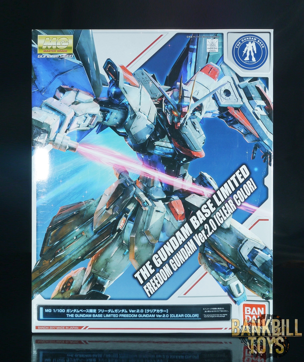 กันดั้ม Bandai MG 1/100 The Gundam Base Limited ZGMF-X10A Freedom Gundam Ver.2.0 [Clear Color]