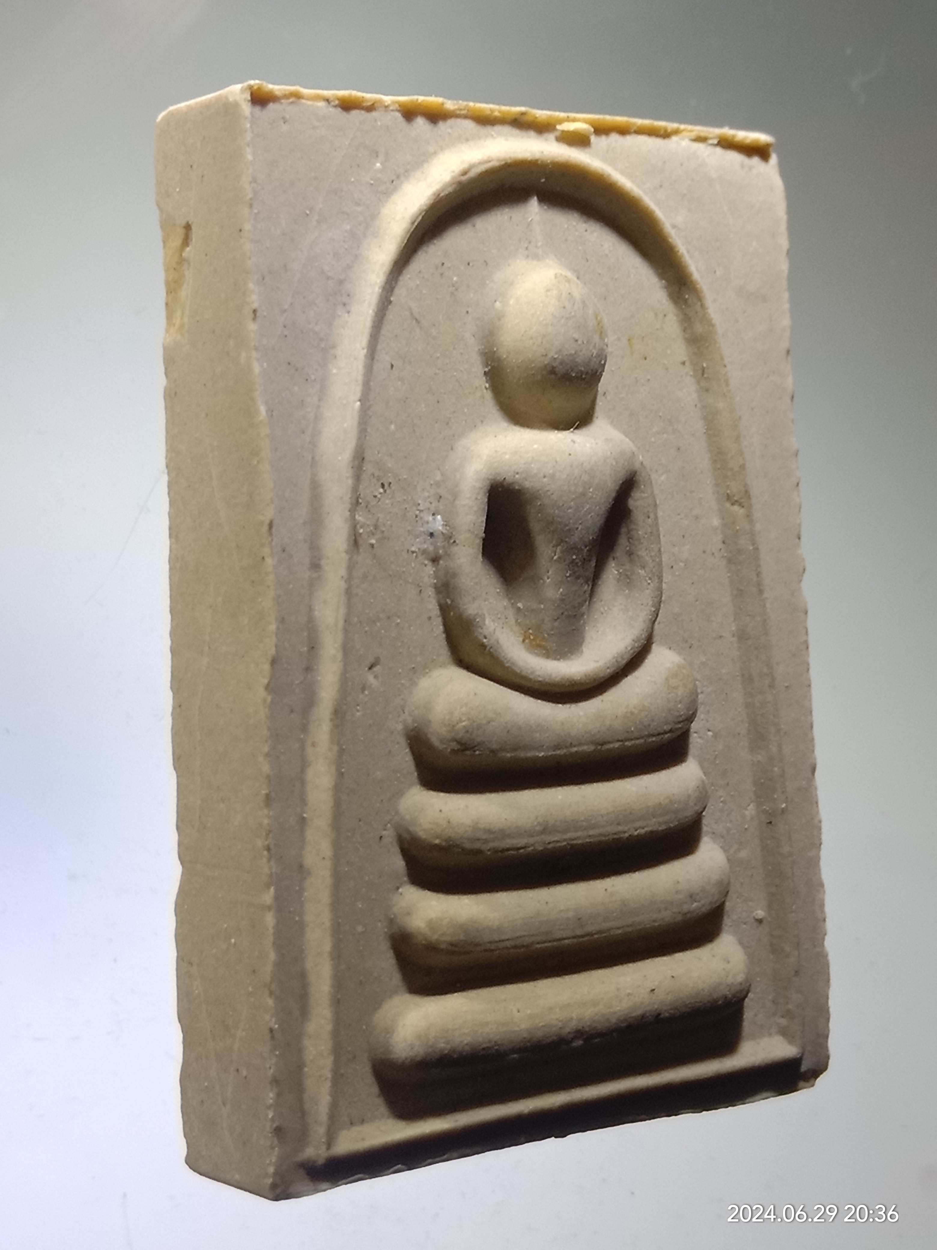 รหัสสินค้า พระสมเด็จ วัดต่างๆ 007 สมเด็จเนื้อผง หลังรูปเหมือนหันข้าง หลวงพ่อแพ วัดพิกุลทอง จังหวัดสิงห์บุรี