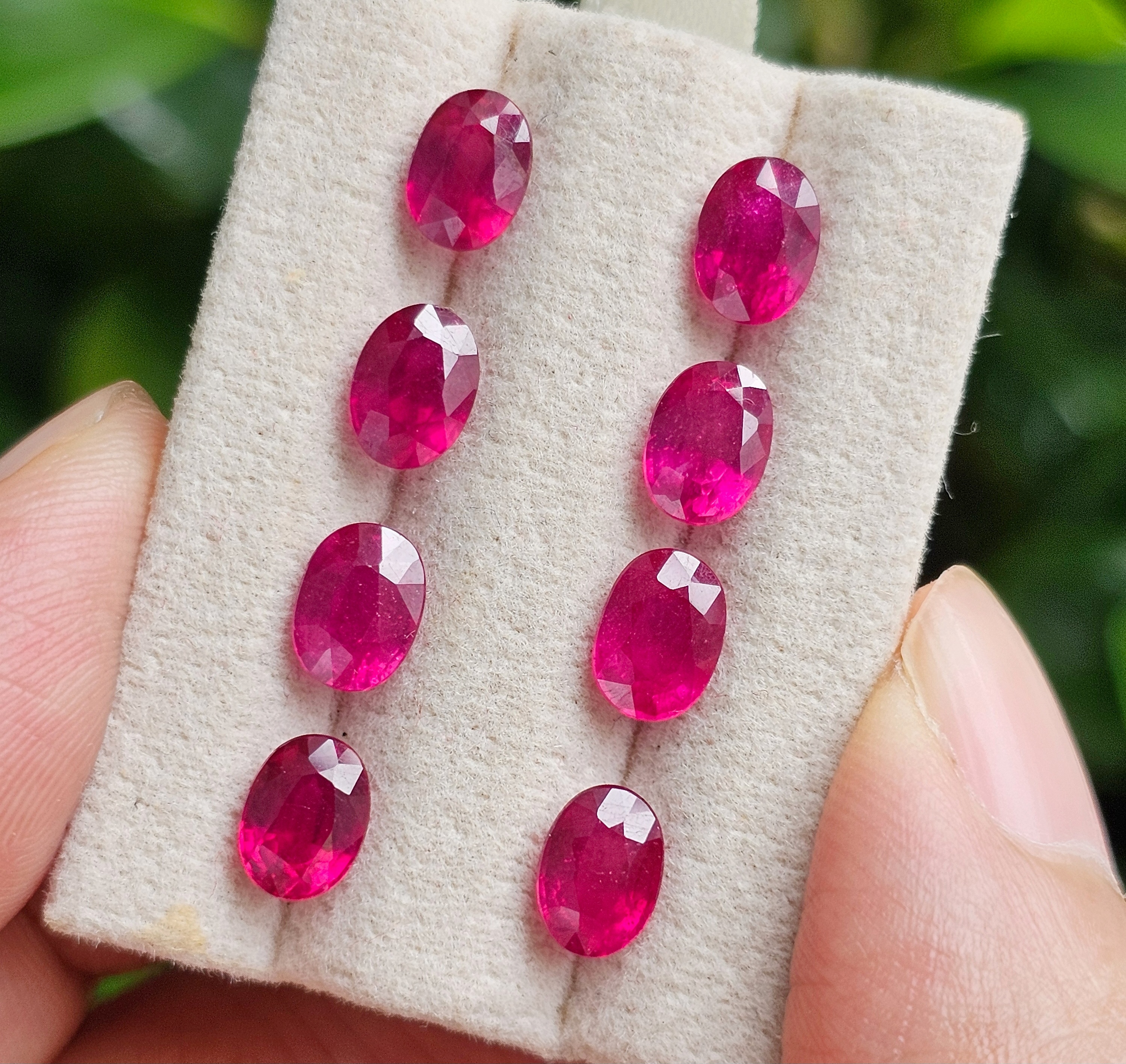 ทับทิมเผาใหม่ไข่ 7x5mm. 1 เม็ด