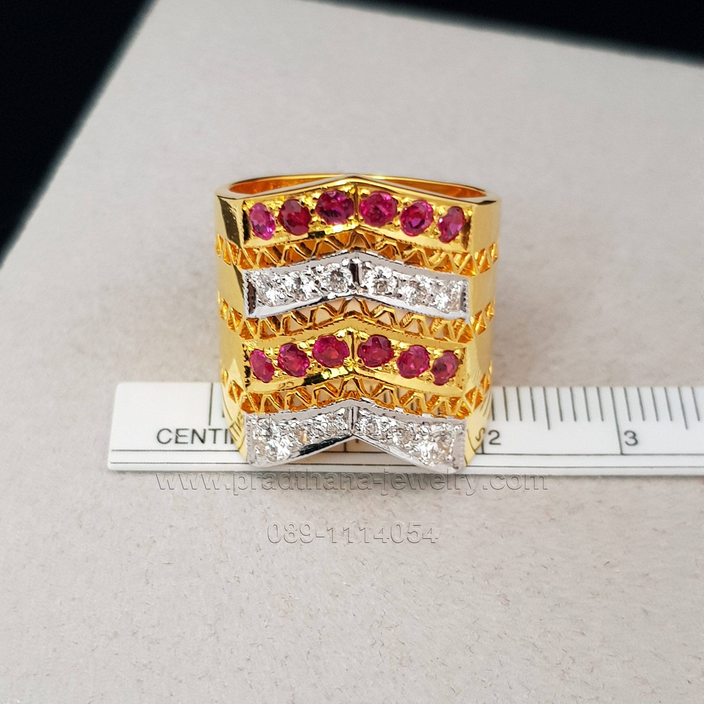 แหวนหน้ากว้างทับทิมสลับเพชร