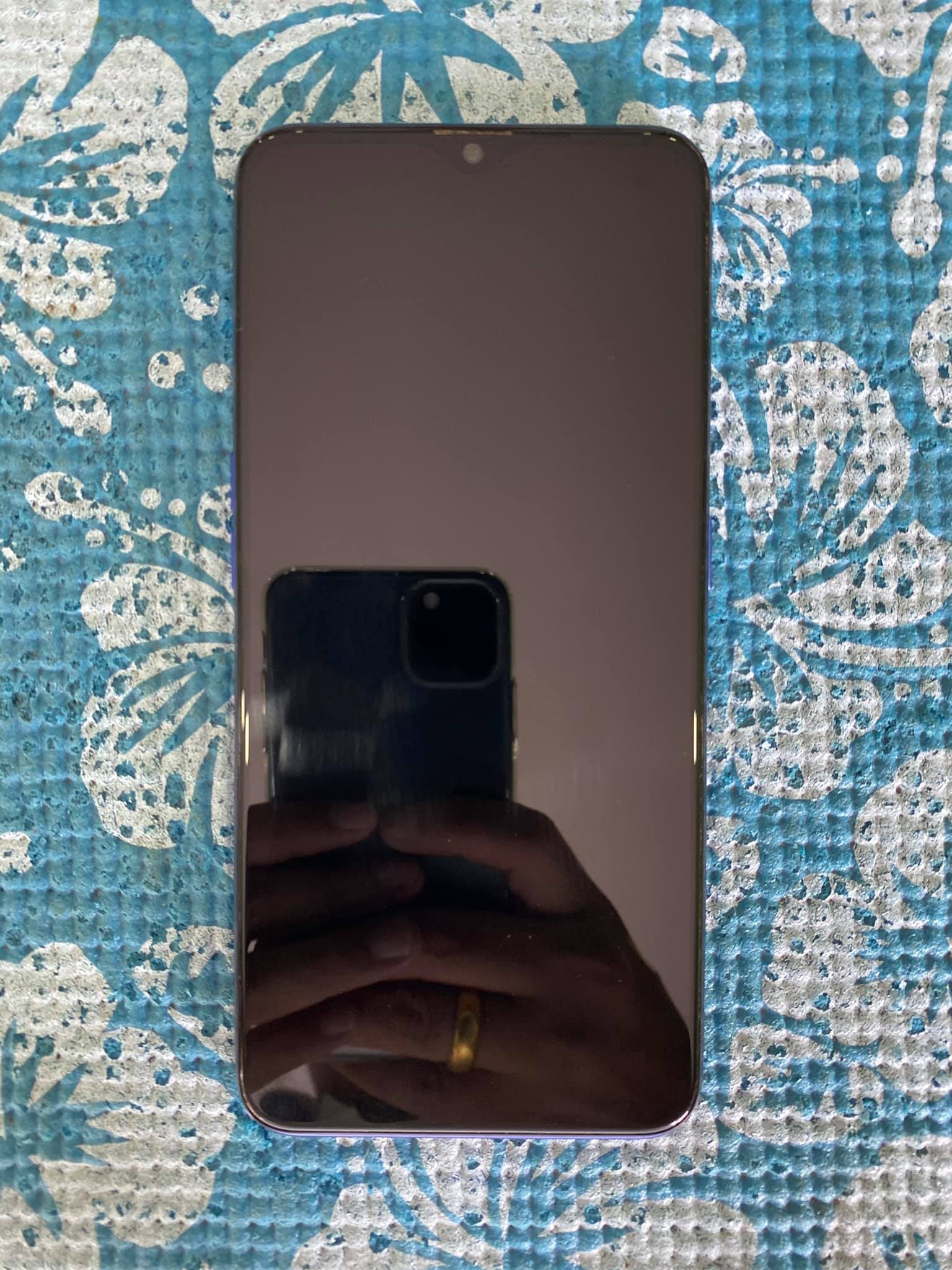 ( SOLD OUT ) OPPO F11