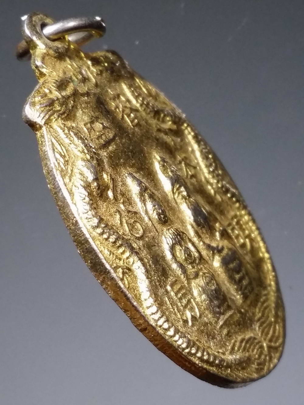 รหัสสินค้า เทพจีน - เทพฮินดู 044 เหรียญกะไหล่ทอง เจ้าพ่อเจ้าแม่ ไม่ทราบสำนัก