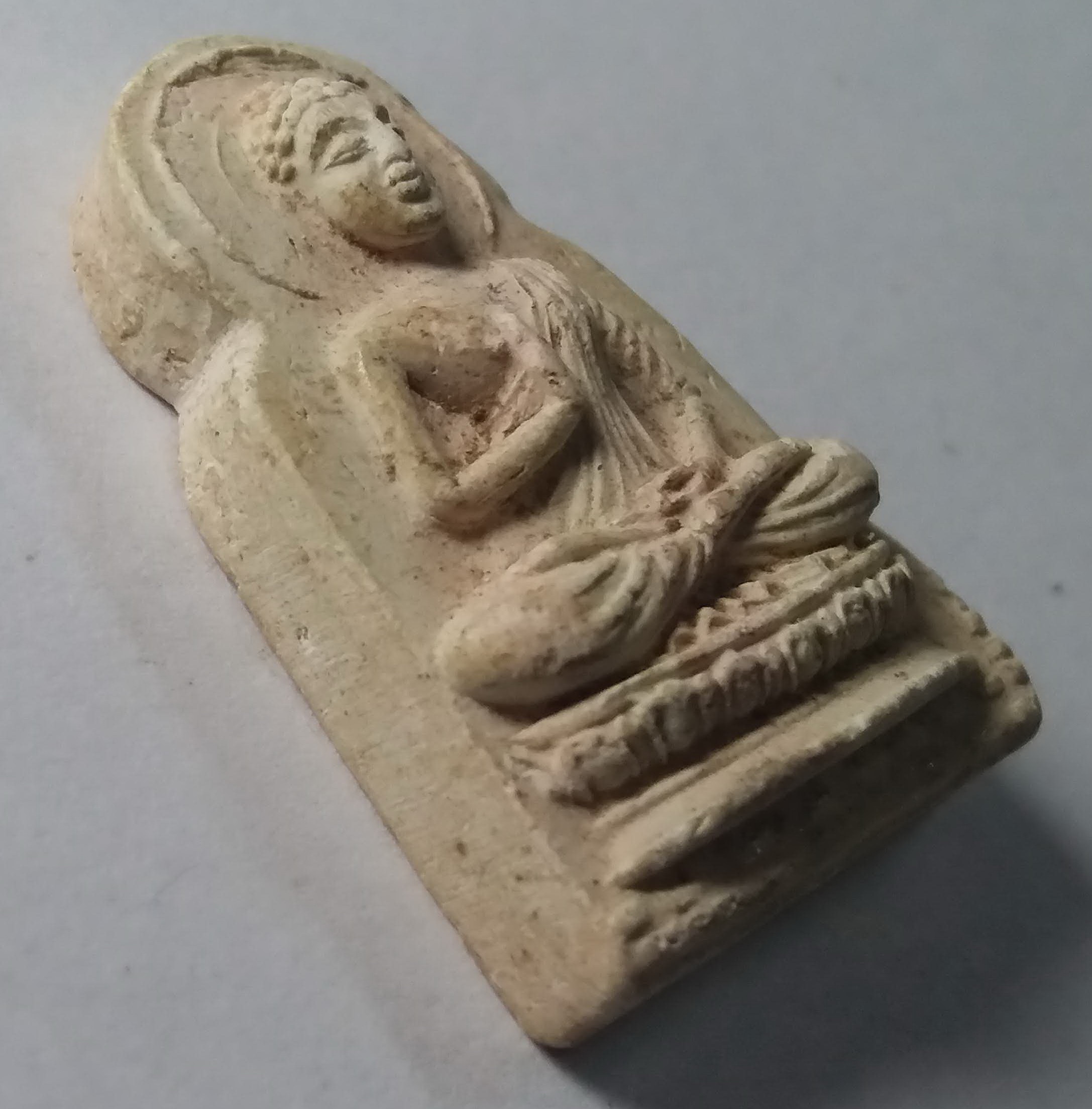 รหัสสินค้า พระไม่ทราบที่ 036 พระผงพิมพ์พระพุทธ นั่งฐานบัว ปางประทานพร ไม่ทราบที่ พระรายการนี้คุณธิติจองเเล้ว