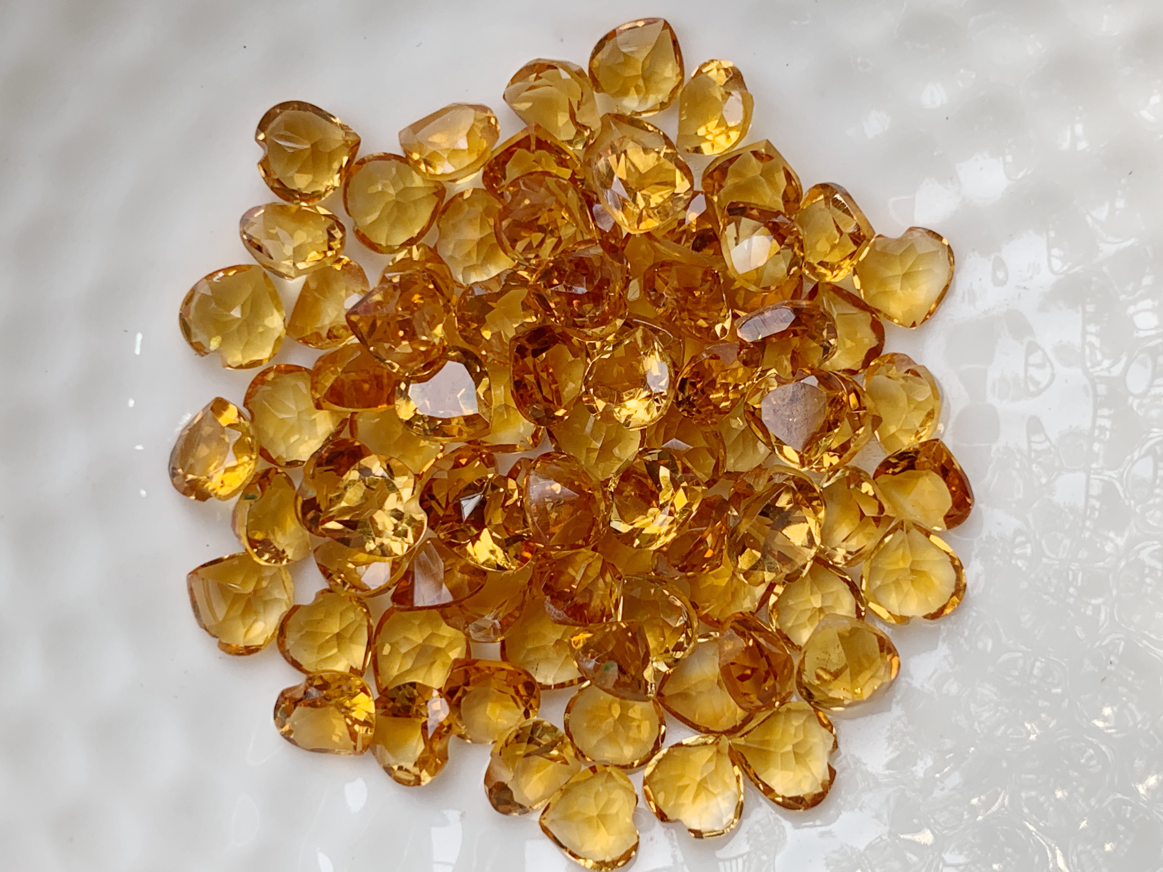 ซิทรินหัวใจ 5 มม. 5 กะรัต