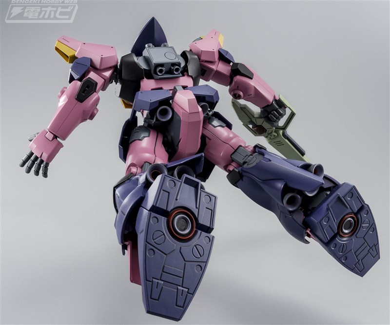 <Preorderถึง 12/6/2021>เปิดรับPreorder มัดจำ 400 บาท P-bandai HGUC 1/144 Messer Type F02 Commander โมเดลประกอบ