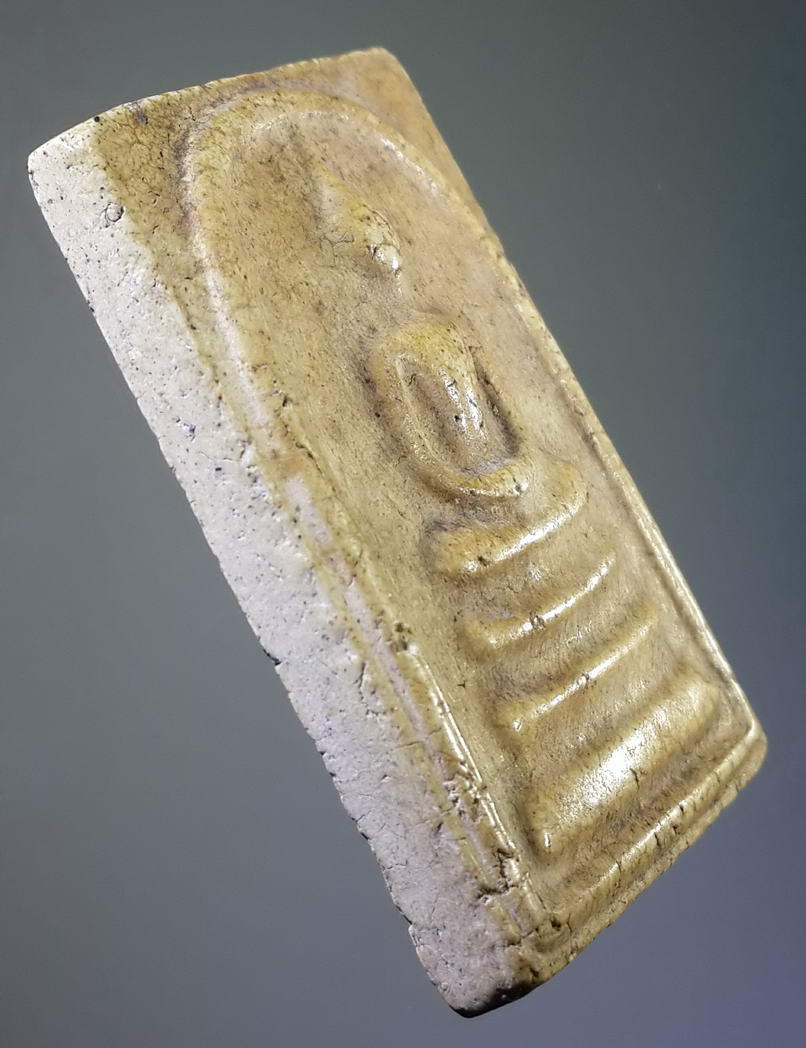 รหัสสินค้า พระสมเด็จ วัดต่างๆ 387 พระสมเด็จเนื้อผง หลังสมเด็จพุฒาจารย์โต พรหมรังษี ไม่ทราบที่ เก่าครับ เนื้อหามีอายุ พระรายการนี้ให้เช่าบูชาแล้ว