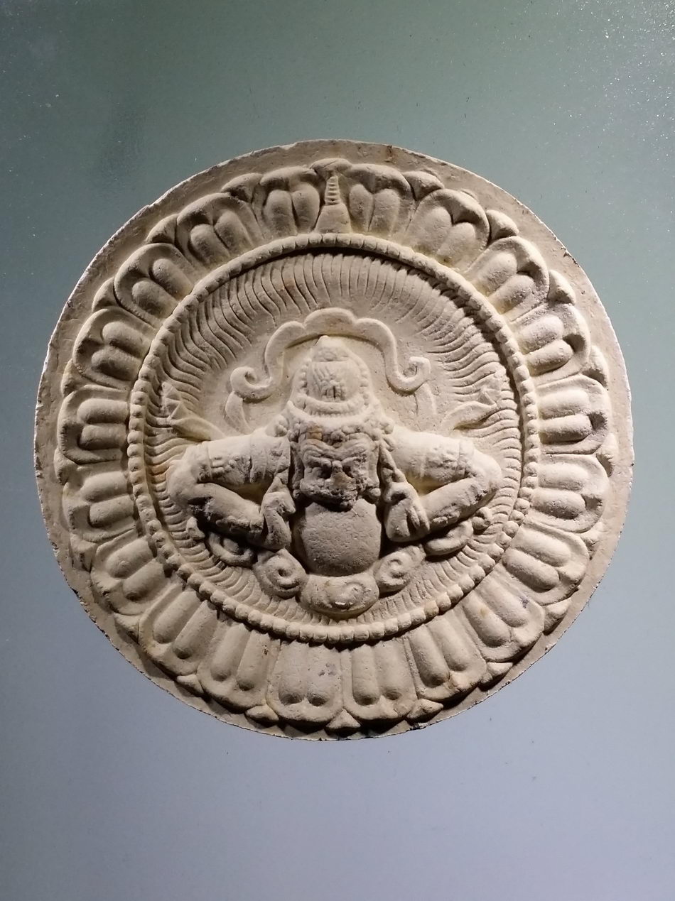 รหัสสินค้า จตุคามรามเทพ 800 จตุคามรามเทพ รุ่นมหาปาฏิหาริย์มั่งมีทรัพย์ เนื้อว่านขาว ขนาด 5.6 cm