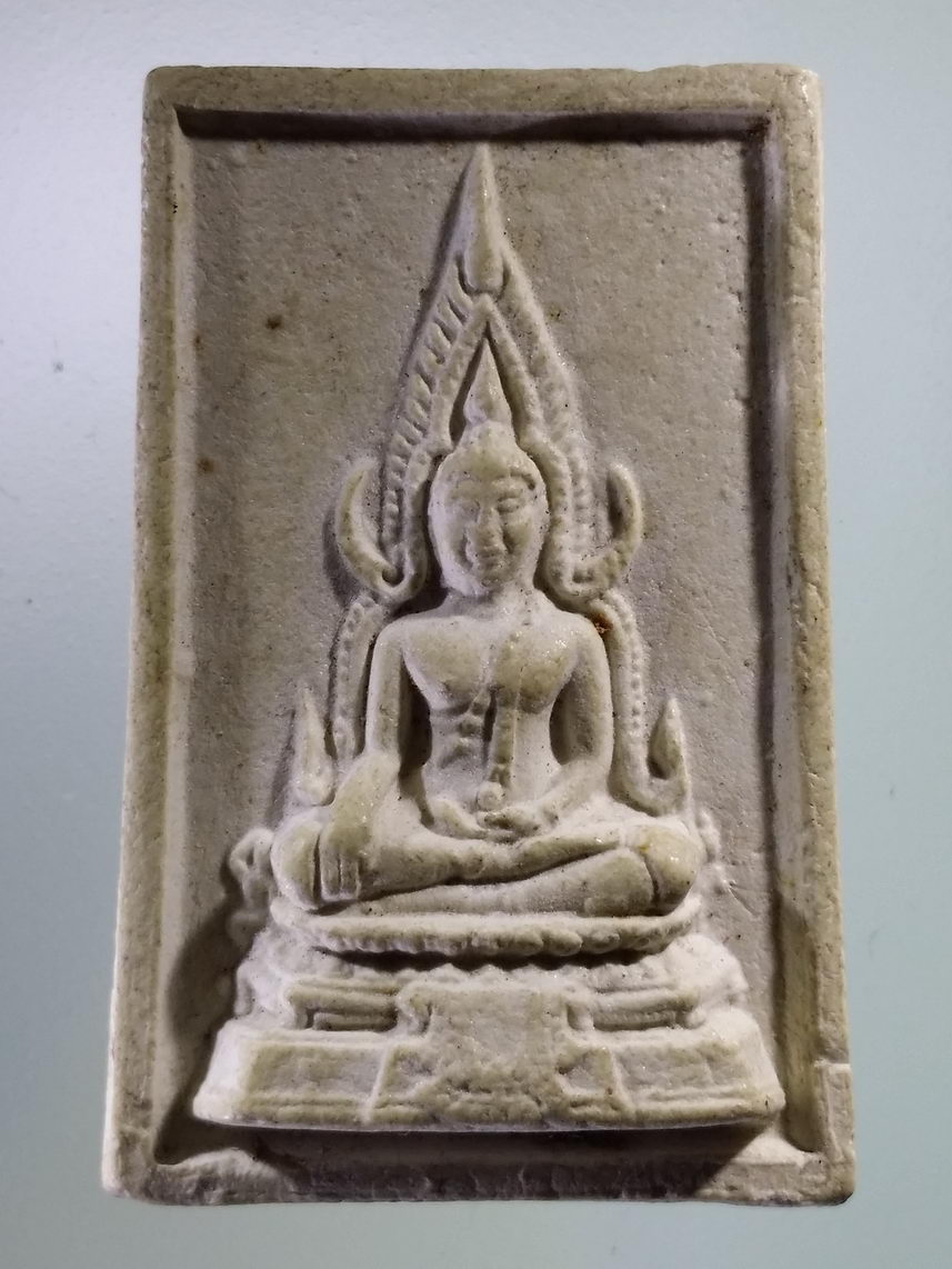 รหัสสินค้า พระเนื้อดิน เนื้อผง เนื้อว่าน 8466 พระสมเด็จพระพุทธชินราช เนื้อผง พระครูอุดมภาวนาภิรัต พระหินลอย วัดพืชอุดม