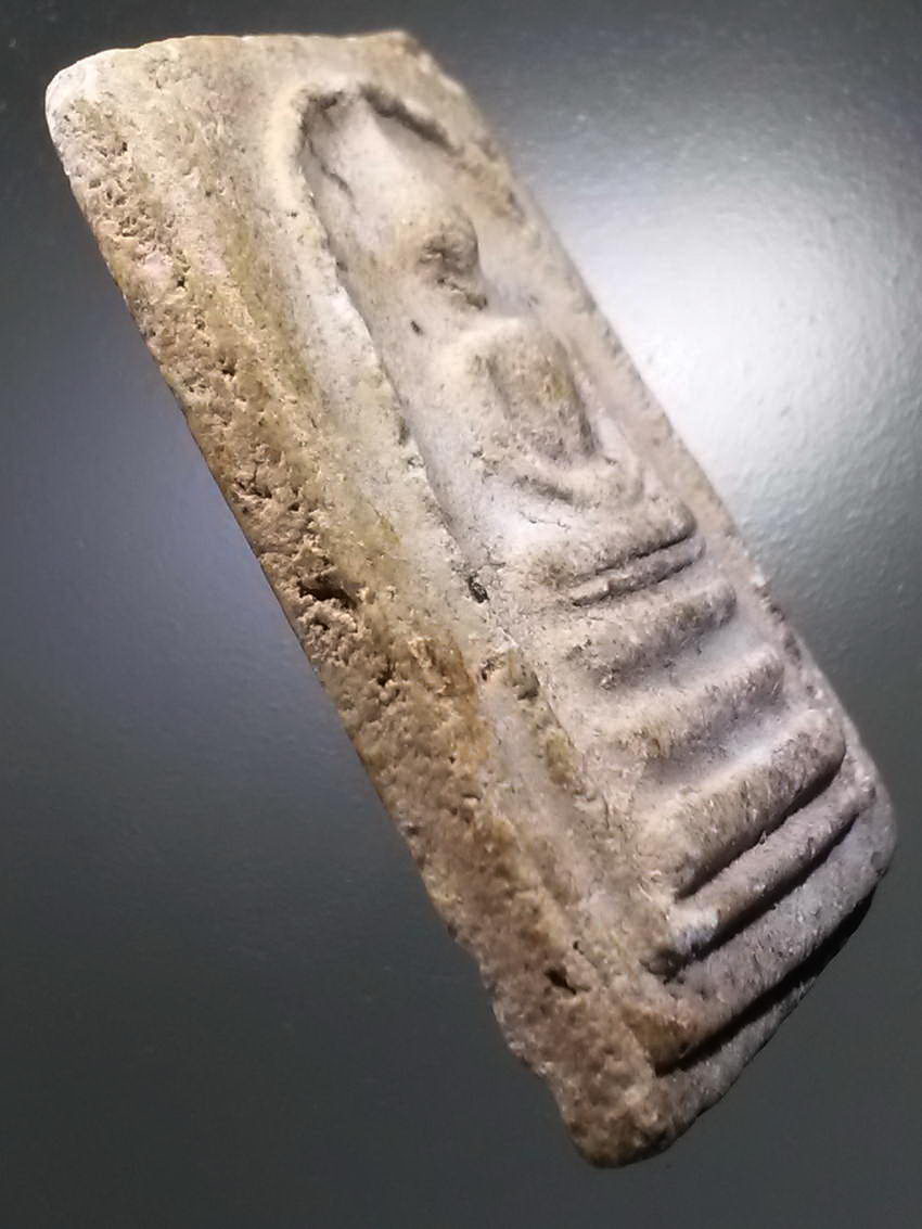 รหัสสินค้า พระไม่ทราบที่ 505 พระสมเด็จเนื้อผง หลังเรียบ ไม่ทราบที่ เนื้อหาเก่ามีอายุ พระรายการนี้ให้เช่าบูชาแล้ว