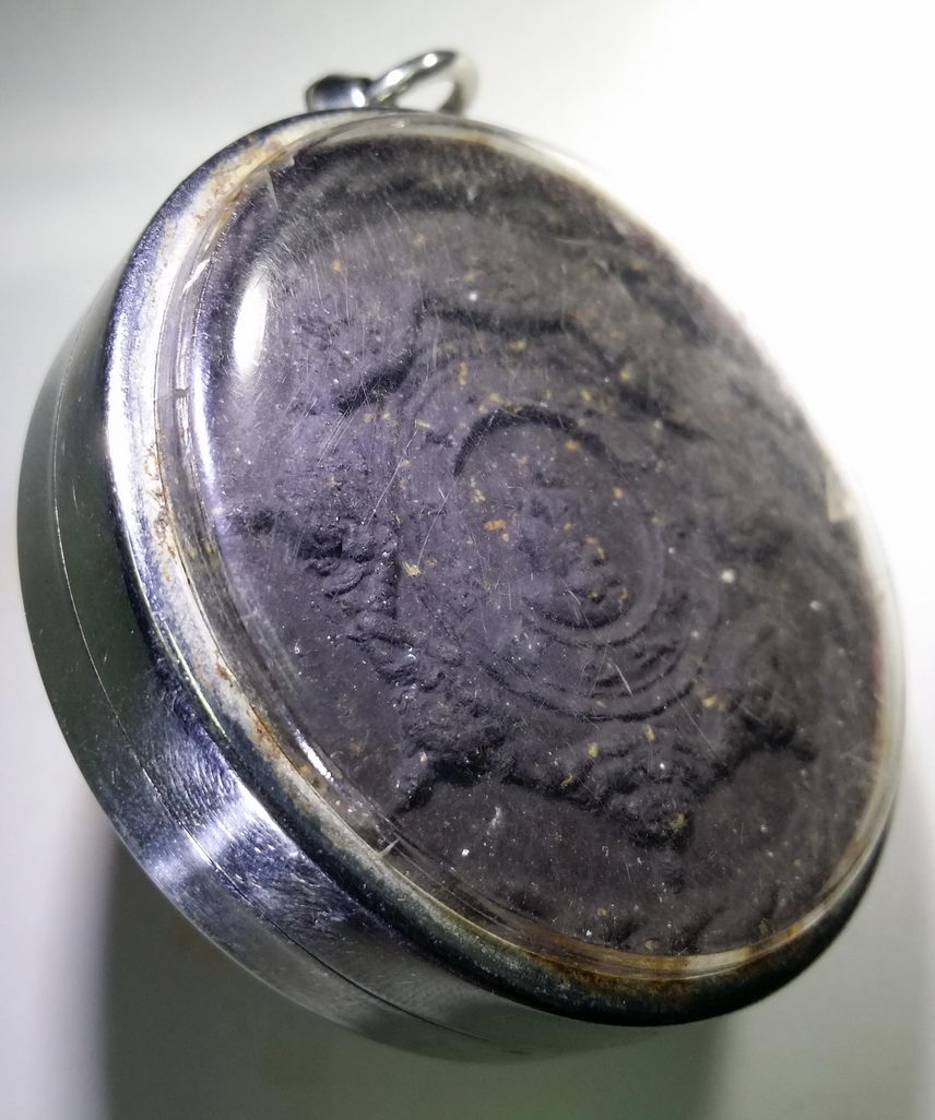 รหัสสินค้า จตุคามรามเทพ 172 พระเทวราชโพธิสัตว์จตุคามรามเทพ หลวงปู่ทวด เนื้อผงใบลาน พิมพ์ขอบเกลียวเชือกใหญ่ ฝังตะกรุด วัดห้วยมงคล จังหวัดประจวบคีรีขันธ์