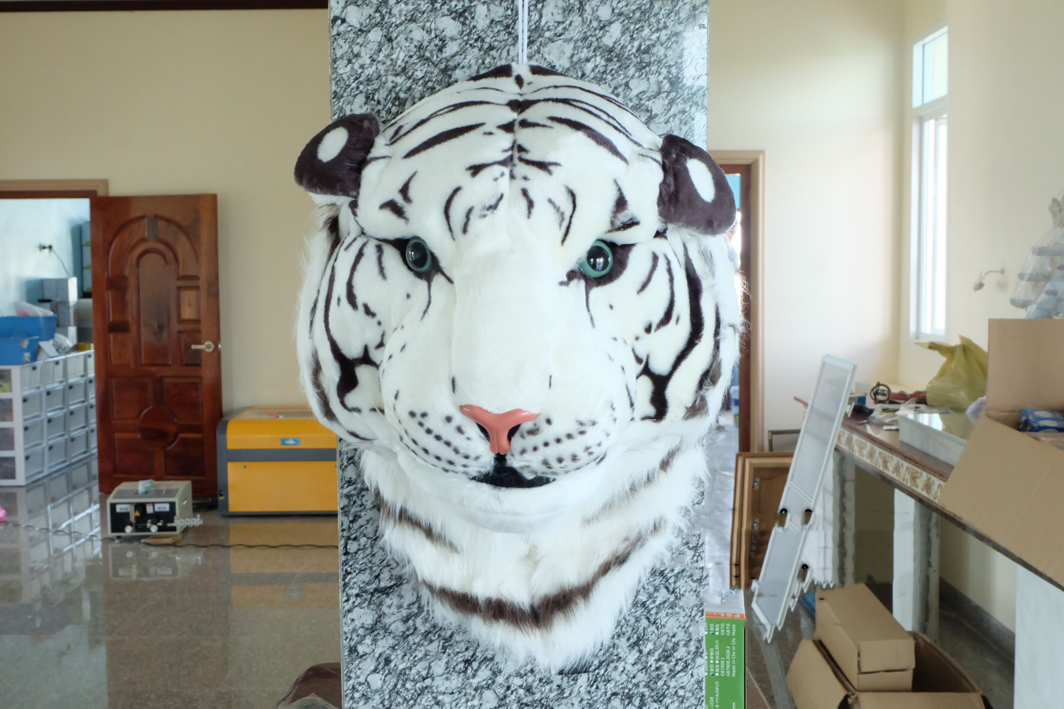 กระเป๋าหัวเสือ หัวสิงโต กระเป๋าสะพายหลัง ใบใหญ่ งานสวย