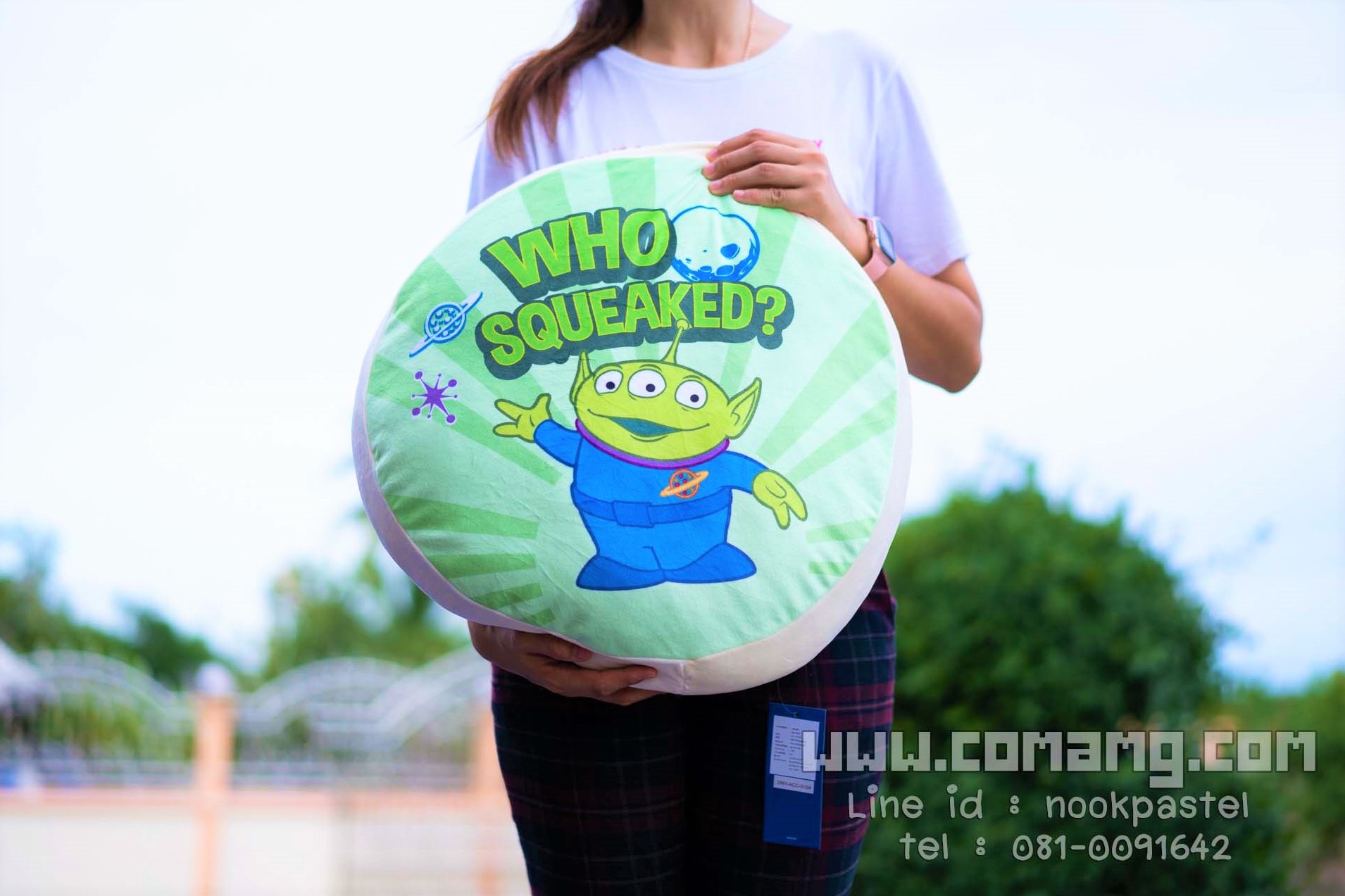 หมอนอิงทรงกลม ลายมิกกี้เมาส์&เอเลี่ยน3ตา