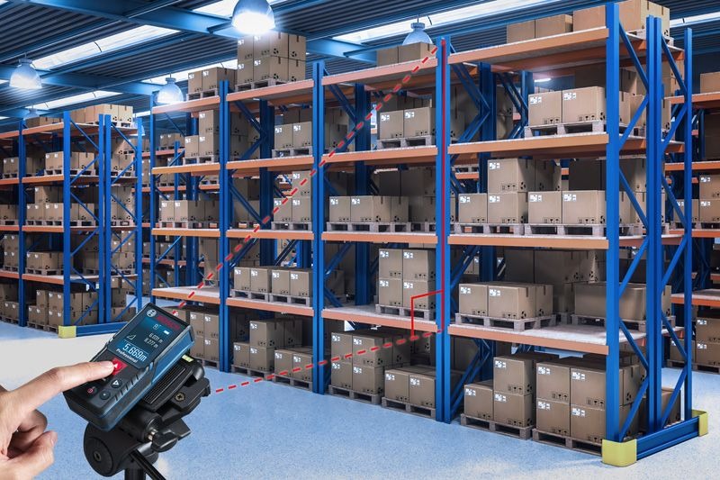 BOSCH เครื่องวัดระยะเลเซอร์ 40 เมตร GLM 400 [0601072RK0]