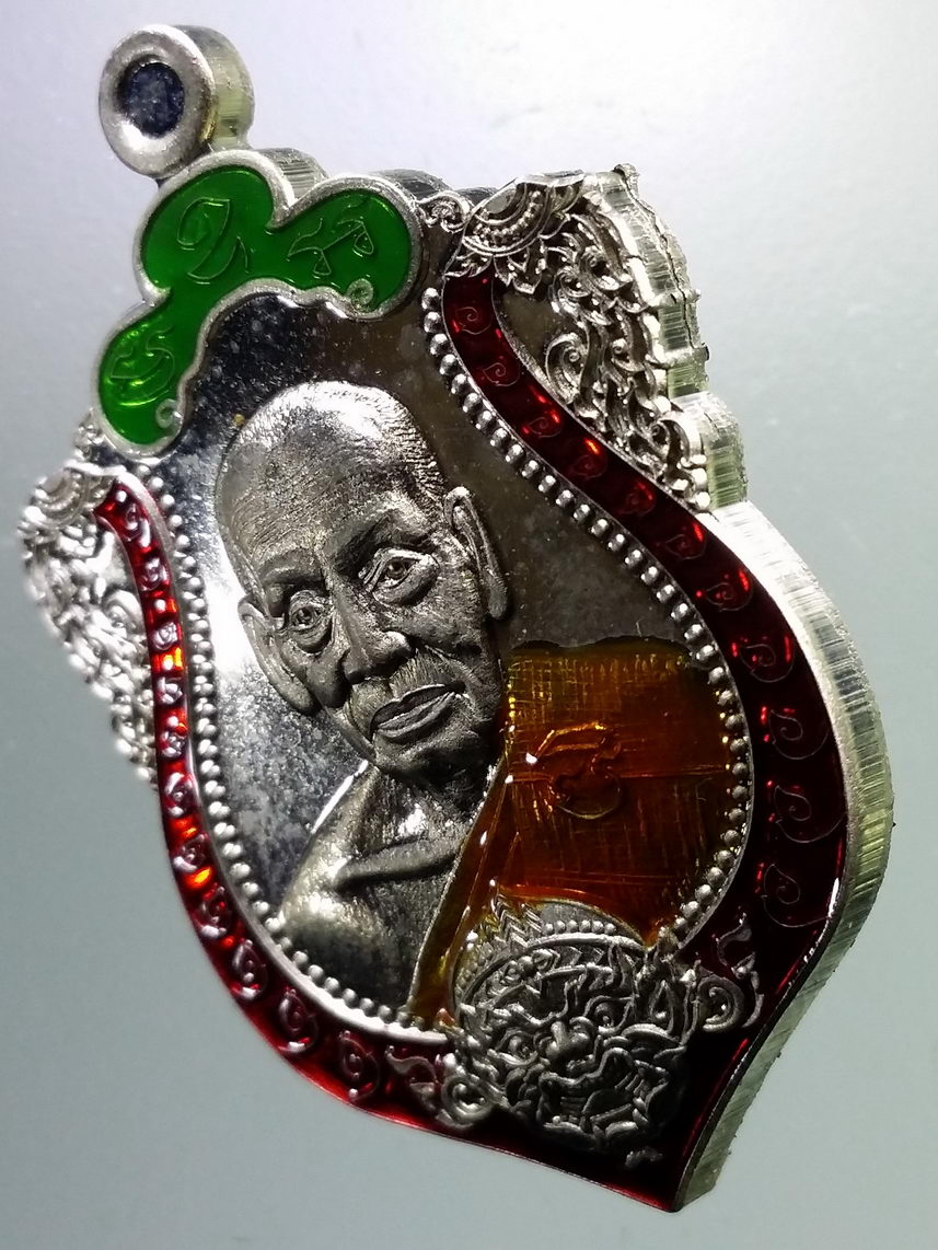 รหัสสินค้า พระมีกล่อง 066 เหรียญเสมาหน้านุมาน หลวงพ่อพัฒน์ วัดห้วยด้วน จ.นครสวรรค์ รุ่นชนะภัย ปี ๒๕๖๓ เนื้อกะไหล่เงินลงยา หมายเลข ๖๒๓