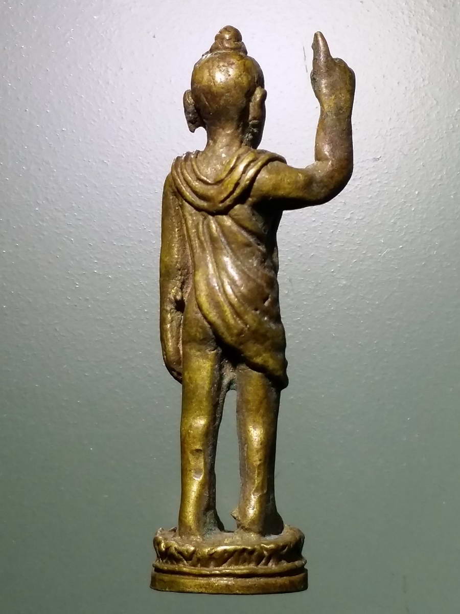 รหัสสินค้า พระกริ่ง พระหล่อ 500 รูปหล่อพระสิทธัตถะราชกุมาร เนื้อทองผสม ไม่ทราบที่