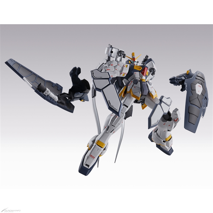 เปิดรับPreorder มัดจำ 800 บาท P-bandai MG 1/100 Gundam Sandrock EW Armadillo โมเดลประกอบ