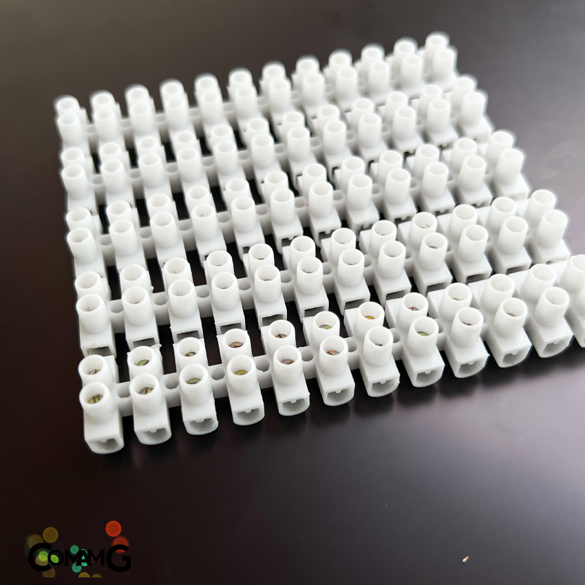 เต๋าต่อสายไฟ เต๋าต่อสาย เทอร์มินอล รังผึ้งต่อสายไฟ สีขาว 12ช่อง เบอร์2.5-16mm 3A-30A