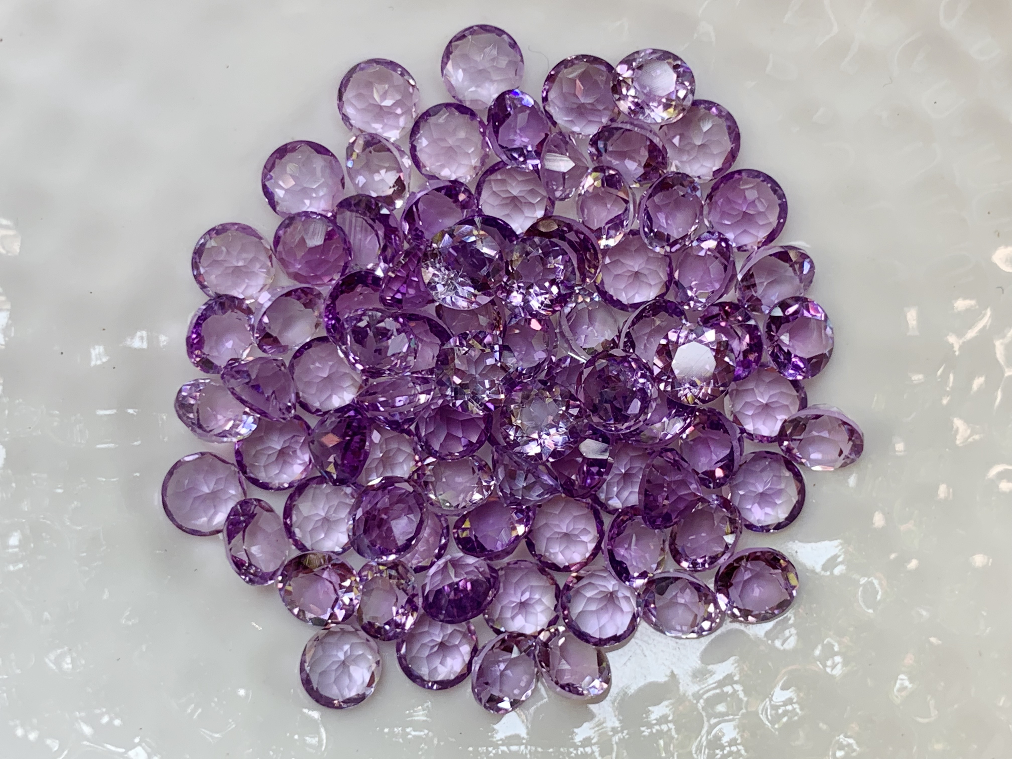 อเมทิสกลม 5.0 มม. 5 กะรัต