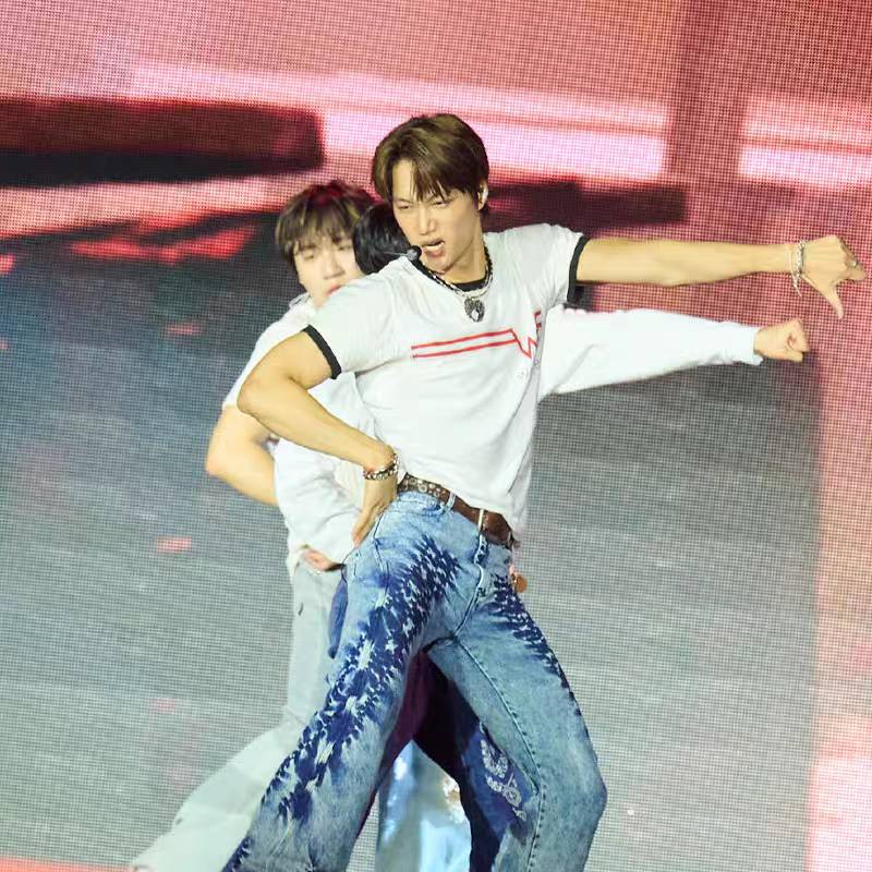 เสื้อยืด EXO Kai : WAIT ON ME