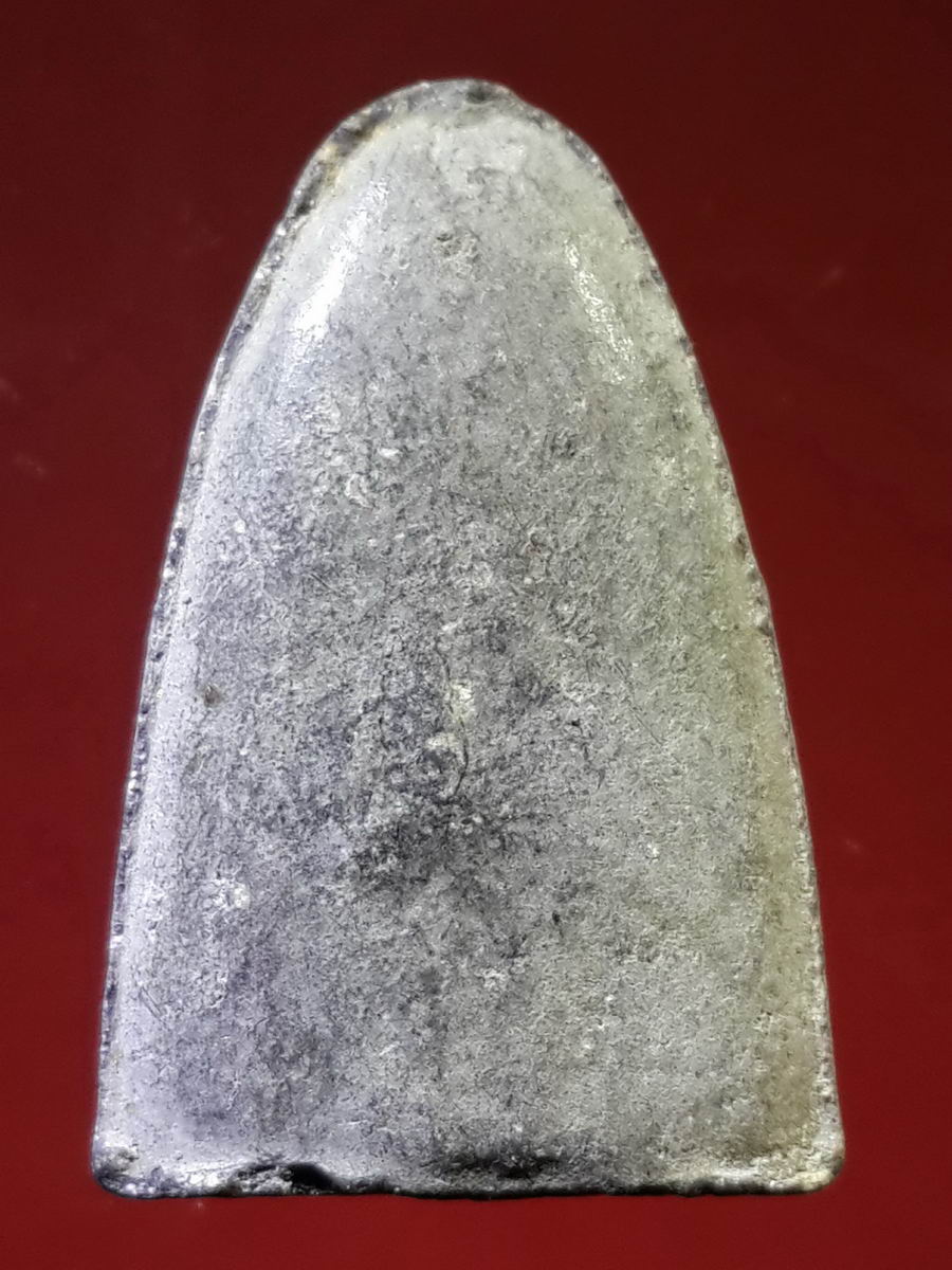 รหัสสินค้า หลวงปู่ทวด วัดต่างๆ 152 พระองค์นี้ไม่ทราบว่าใช่หลวงปู่ทวดหรือไม่ ไม่ทราบที่ ไม่ทราบปีที่สร้าง เนื้อผงใบลาน หลังอูม