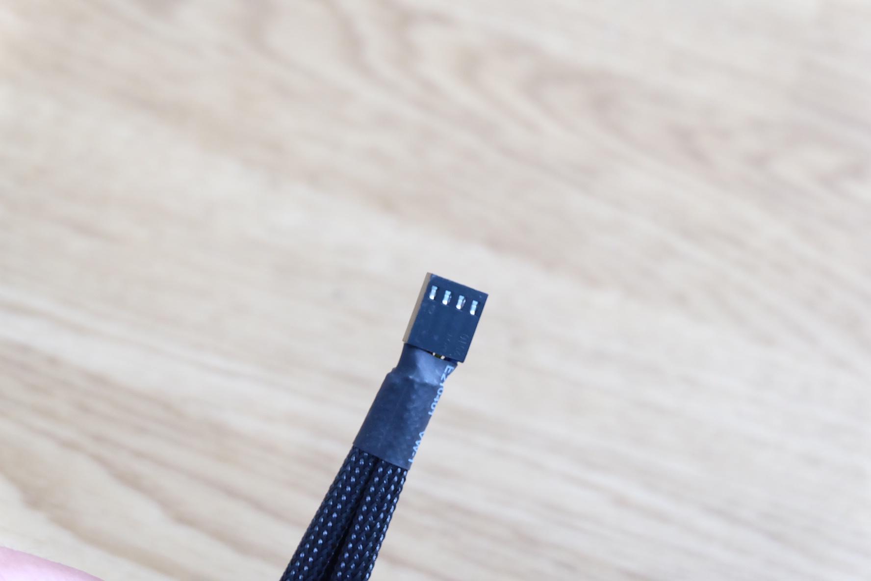 สายY พัดลม4Pin สำหรับต่อแยกพัดลม สายถัก 3หัว