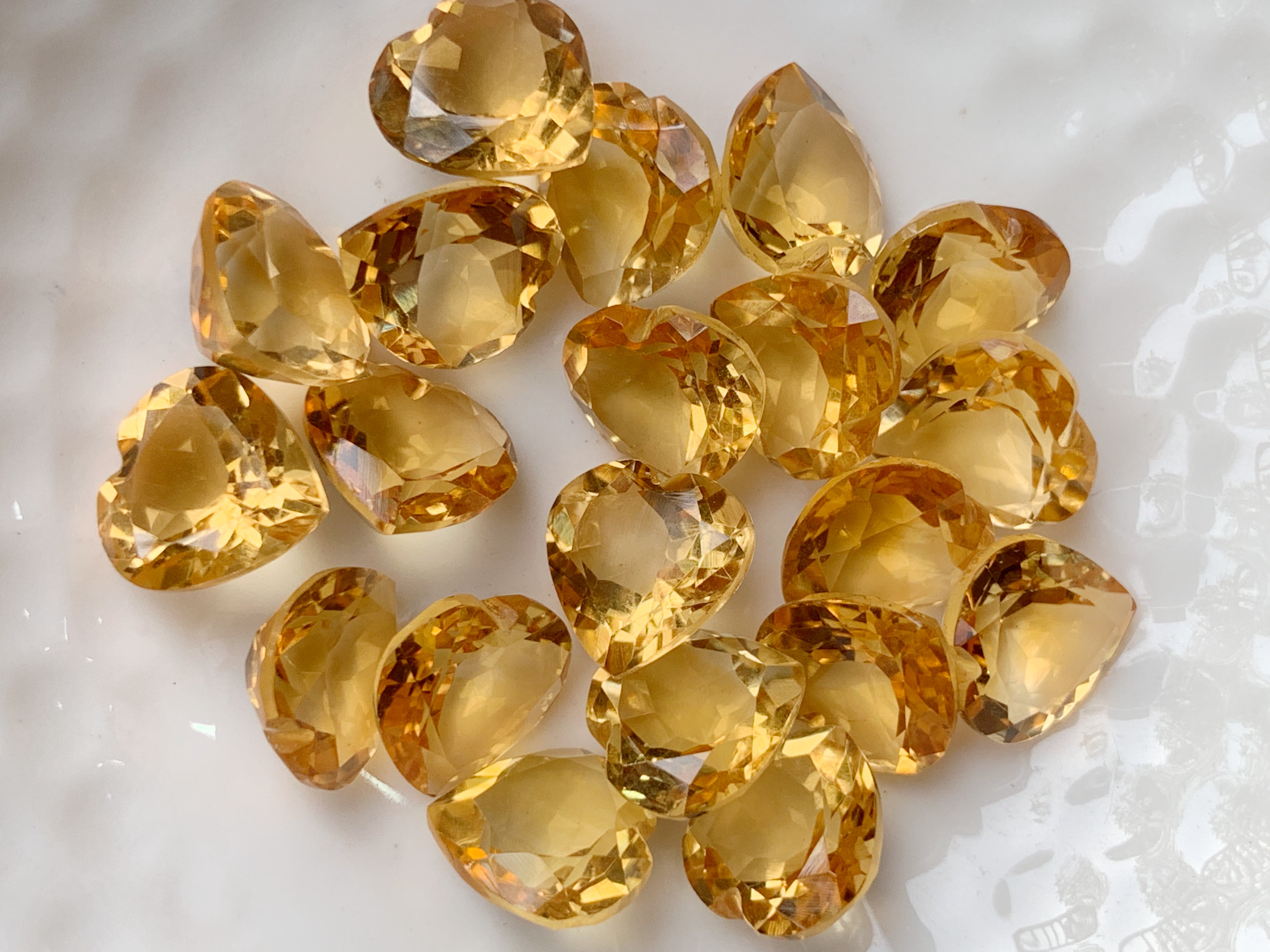 ซิทรินหัวใจ 9 มม. 1 เม็ด