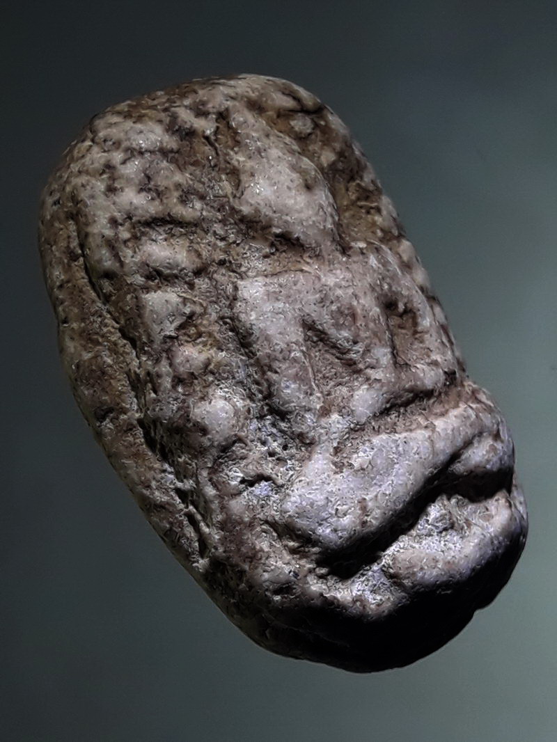 รหัสสินค้า พระเนื้อดิน ผง ว่าน 10428 พระผงปางสมาธิ ประกายรัศมี ขัดเพชร ไม่ทราบที่