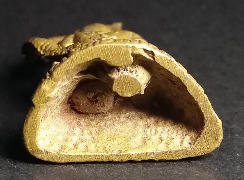 รหัสสินค้า พระกริ่ง พระหล่อ 104 รูปหล่อเนื้อทองผสมกุมารนาคราช หลวงปู่ฤาษีลิงใหญ่ นพเก้า พระรายการนี้ให้เช่าบูชาแล้ว