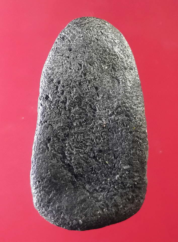 รหัสสินค้า หลวงปู่ทวด วัดต่างๆ 083 หลวงปู่ทวด วัดช้างให้ จังหวัดปัตตานี ด้านหลังโรยแร่ ไม่ทราบปีที่สร้าง เก่ามากมีอายุ พระรายการนี้ให้เช่าบูชาแล้ว