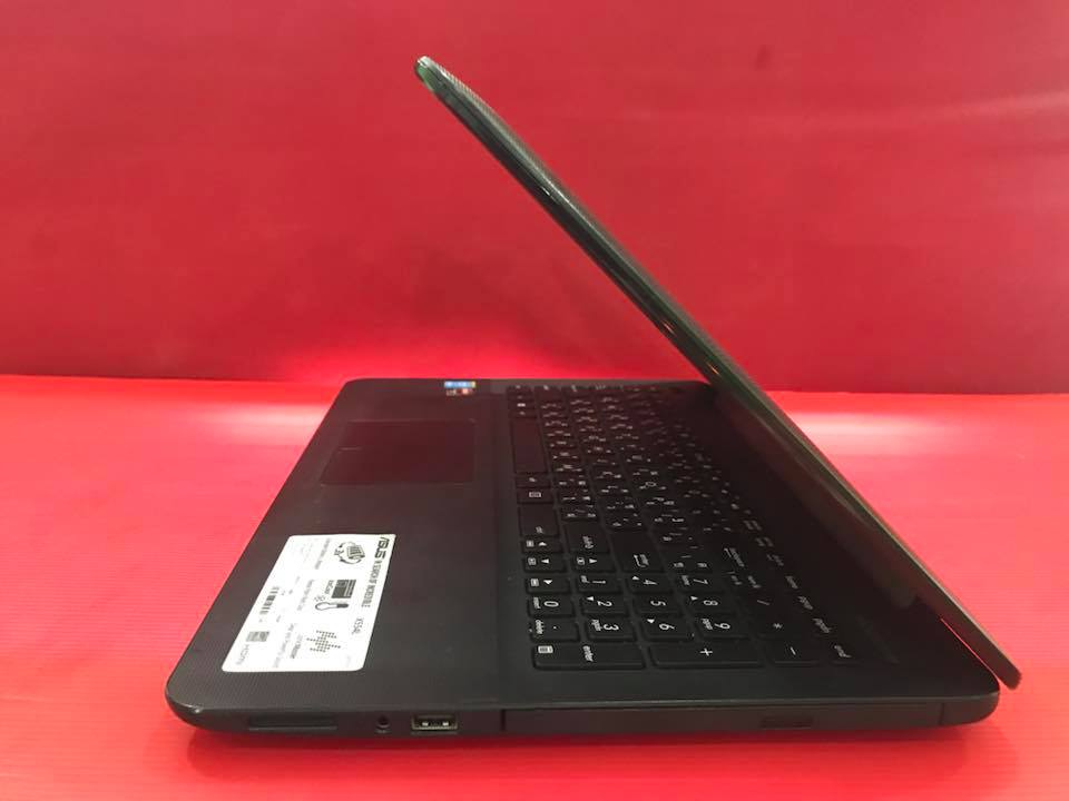 ( SOLD OUT ) Asus X554LP-XX050H