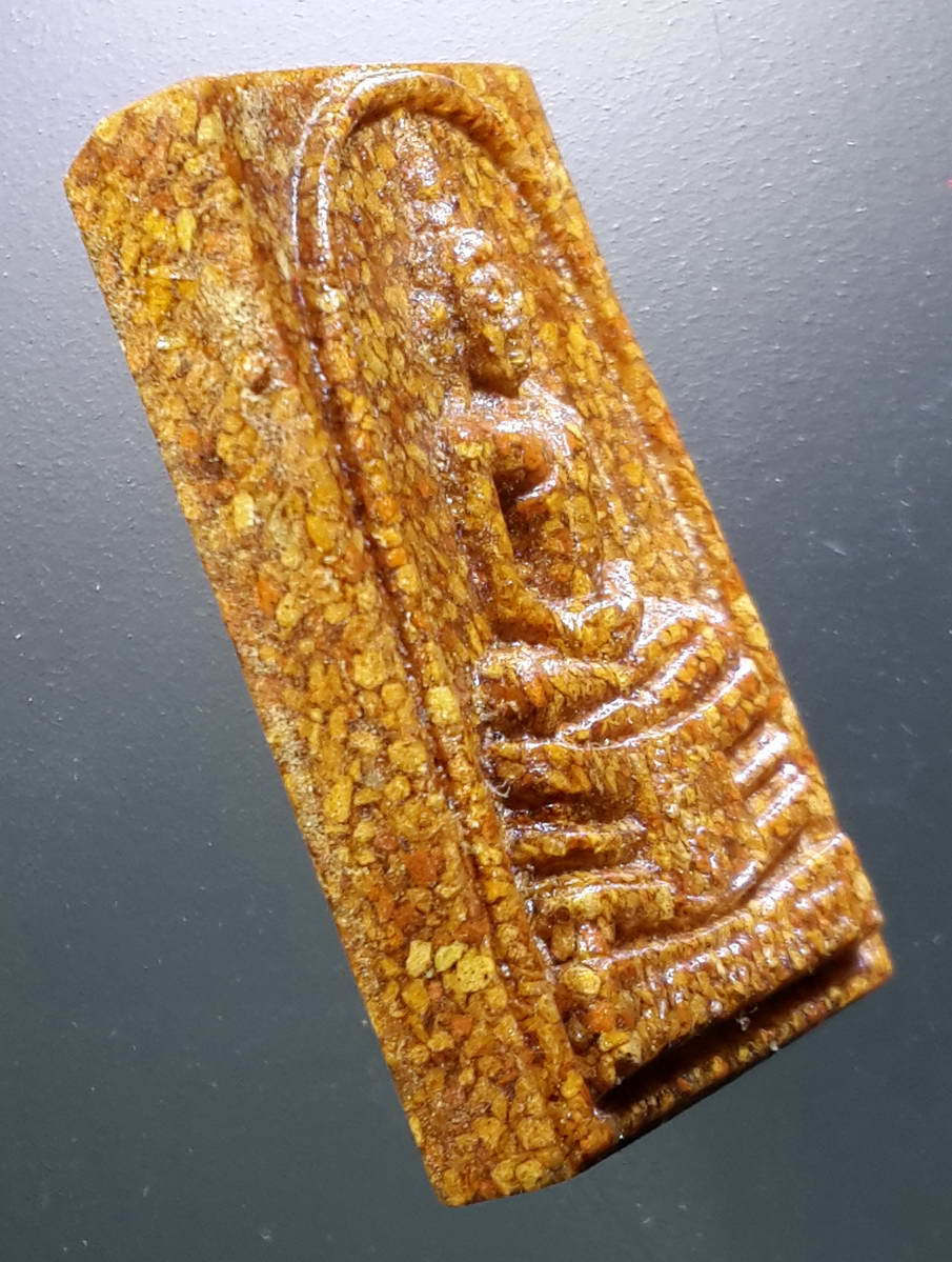 รหัสสินค้า พระมีกล่อง 296 หลวงพ่อโสธร เนื้อกระเบื้องหลังคาโบสถ์ วัดโสธรวรารามวรวิหาร จังหวัดฉะเชิงเทรา