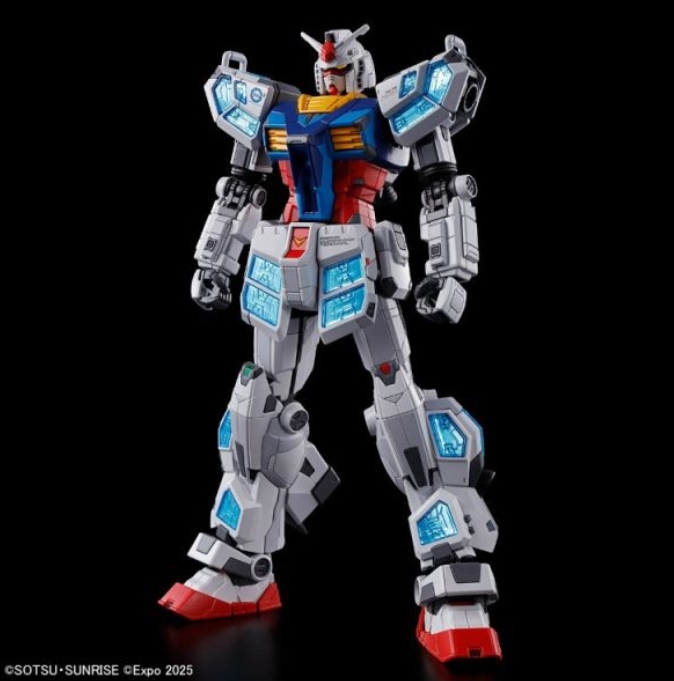 <Preorder ปิดรับวันที่ 27/11/2025> 🔔เปิดรับPreorder ไม่ต้ดงมัดจำครับ 1/144 RX-78F00/E GUNDAM （EX-001 G.L.R.S.S. Feather UNIT）
