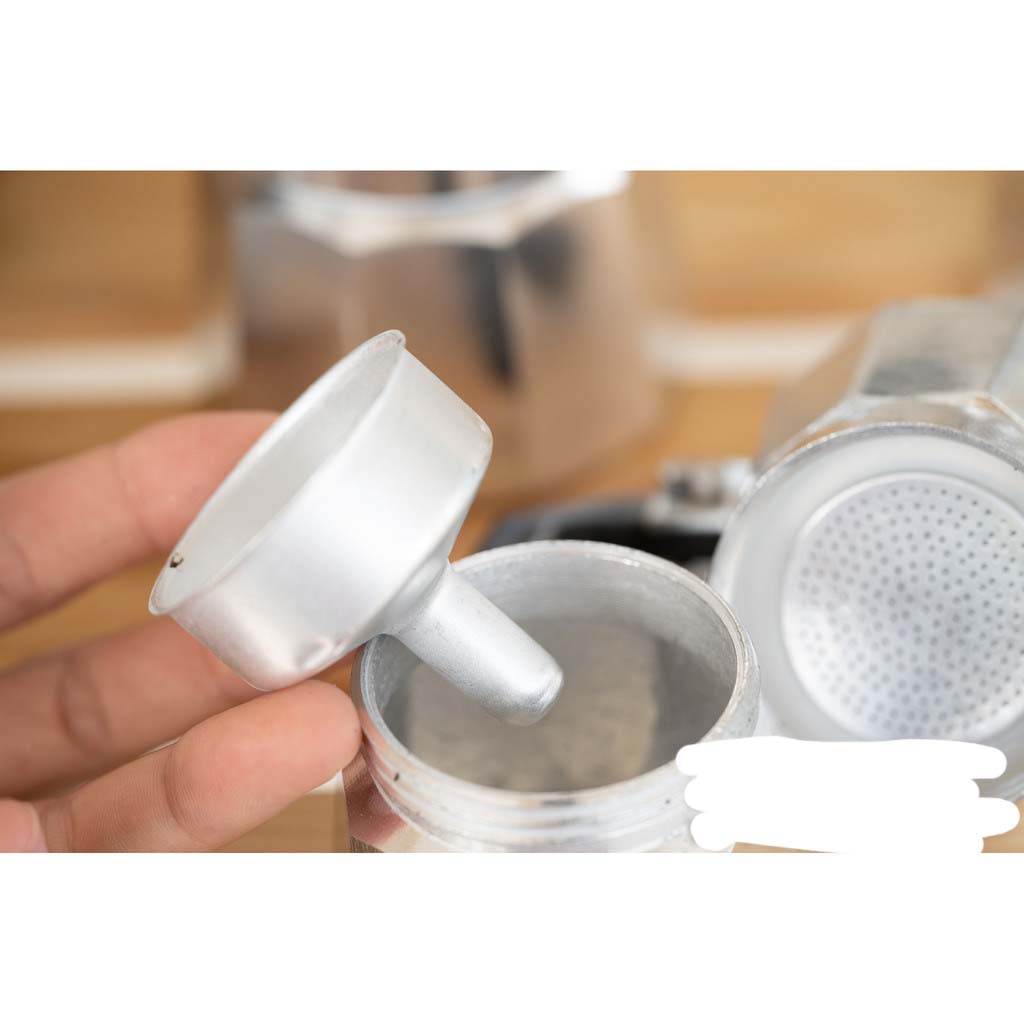 Moka Pot มอคค่า พ็อต กาต้มกาแฟสดพกพา