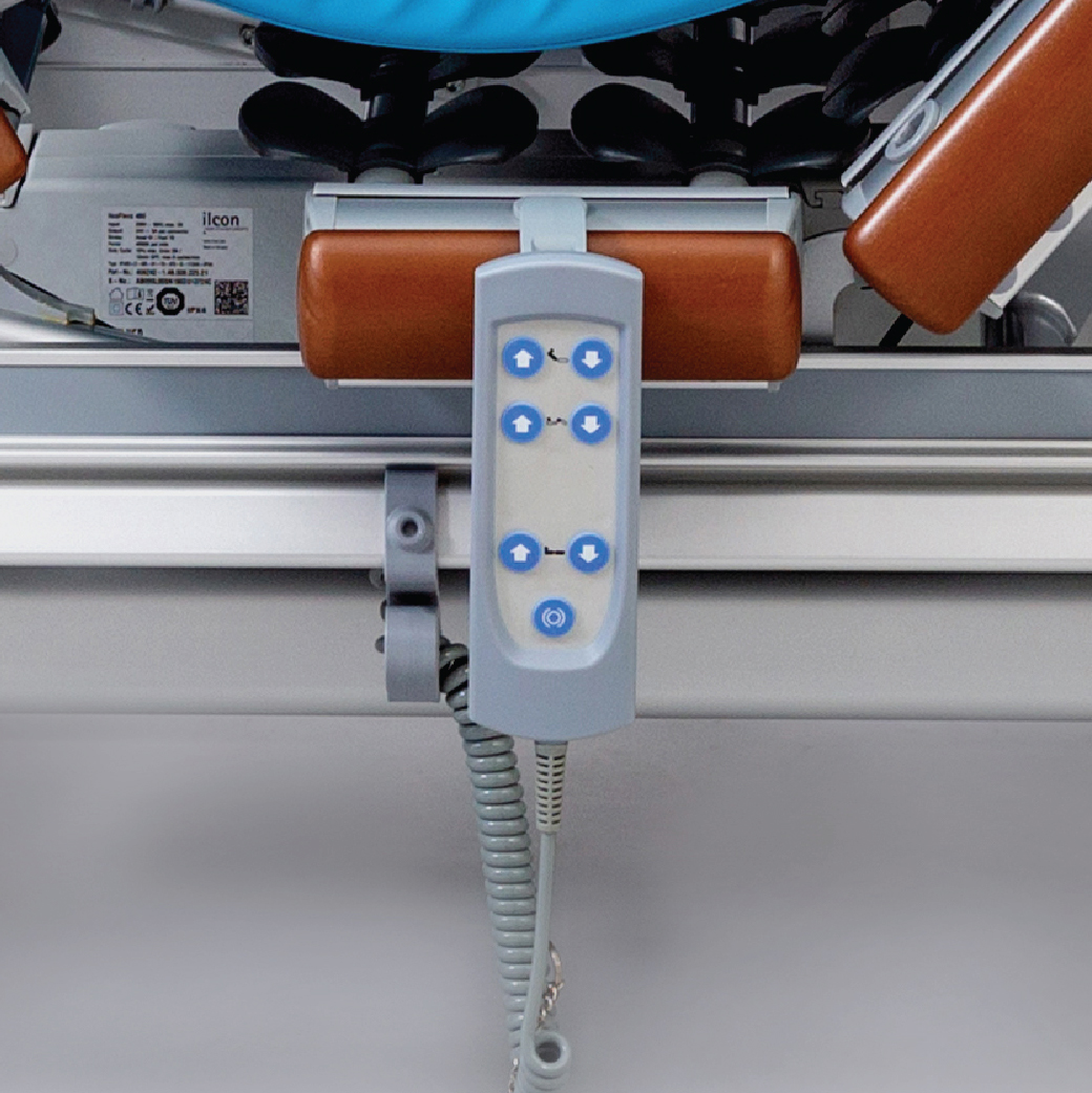 เตียงผู้สูงอายุปรับไฟฟ้าแบรนด์ Volker Bed รุ่น 3080MA จากประเทศเยอรมนี + แถมพิเศษ ที่นอนป้องกันแผลกดทับ HP Blue จากเยอรมนี + ชุดผ้าปูที่นอน + ผ้ายาง + เก้าอี้นั่งอาบน้ำ + ไม้เท้า (รุ่น TOP)