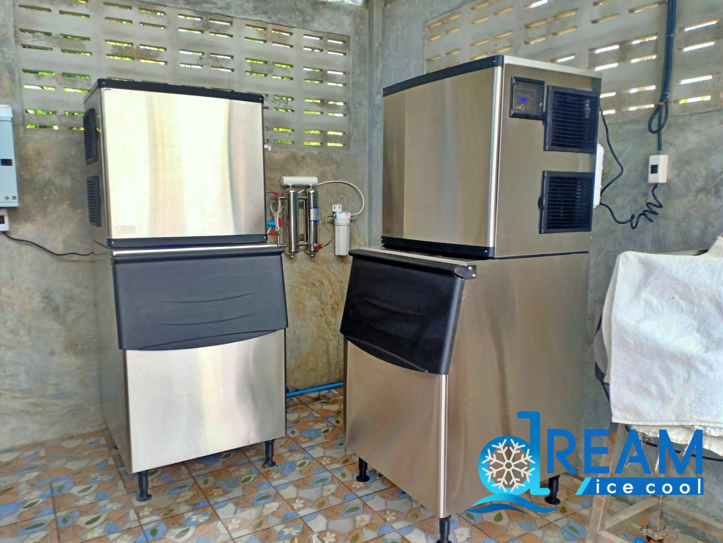 เครื่องทำน้ำเเข็ง อัตโนมัติ ขนาด 445–450 กิโลกรัม / วัน 24 ชั่วโมง