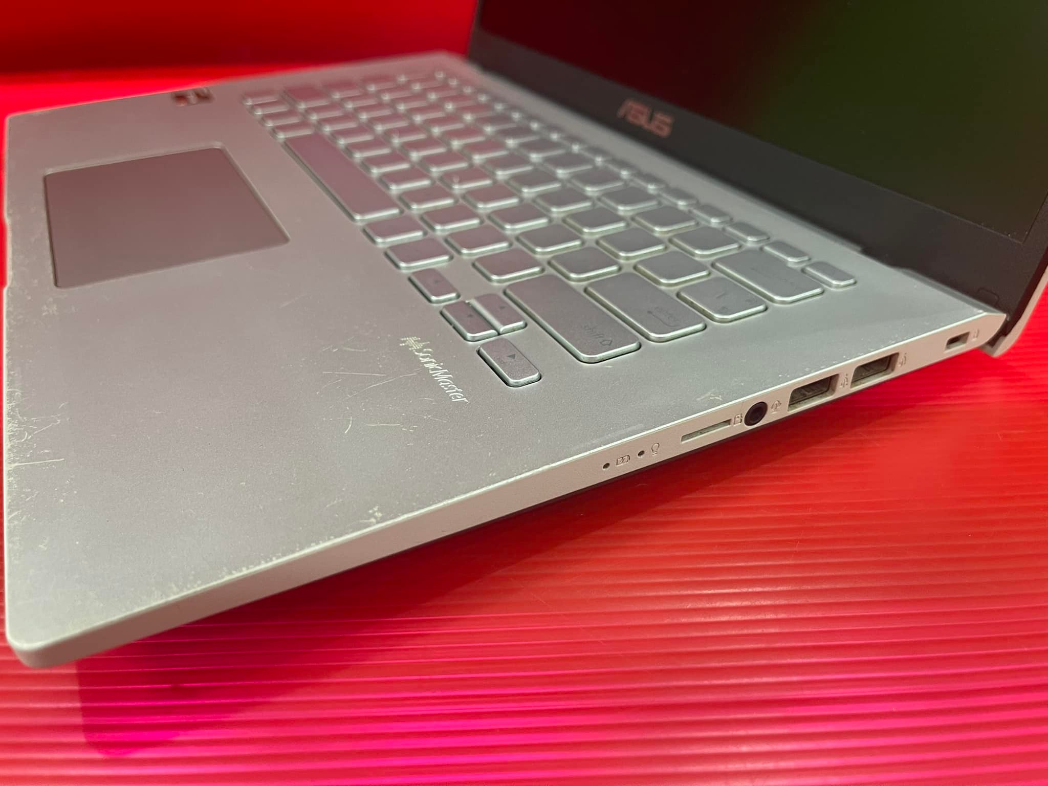 ( SOLD OUT ) Asus M409DA-EK105T