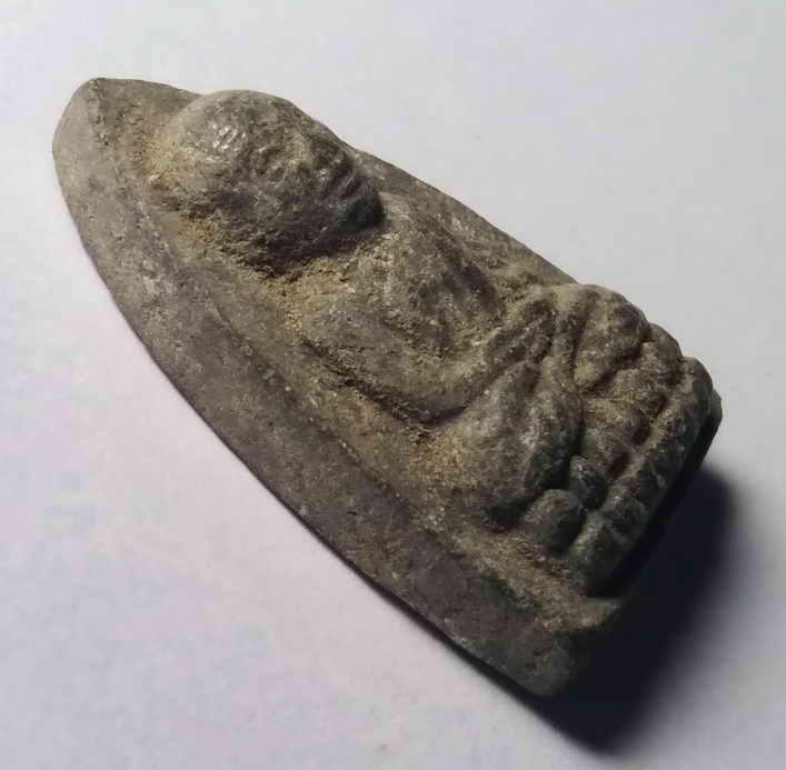 รหัสสินค้า พระเนื้อดิน เนื้อผง เนื้อว่าน 013 หลวงปู่ทวดเนื้อผง วัดช้างให้ จังหวัดปัตตานี ไม่ทราบปีที่สร้าง