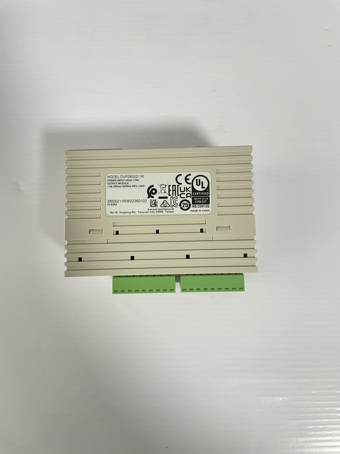 Delta PLC Model : DVP28SS211R 16I/12O, Relay