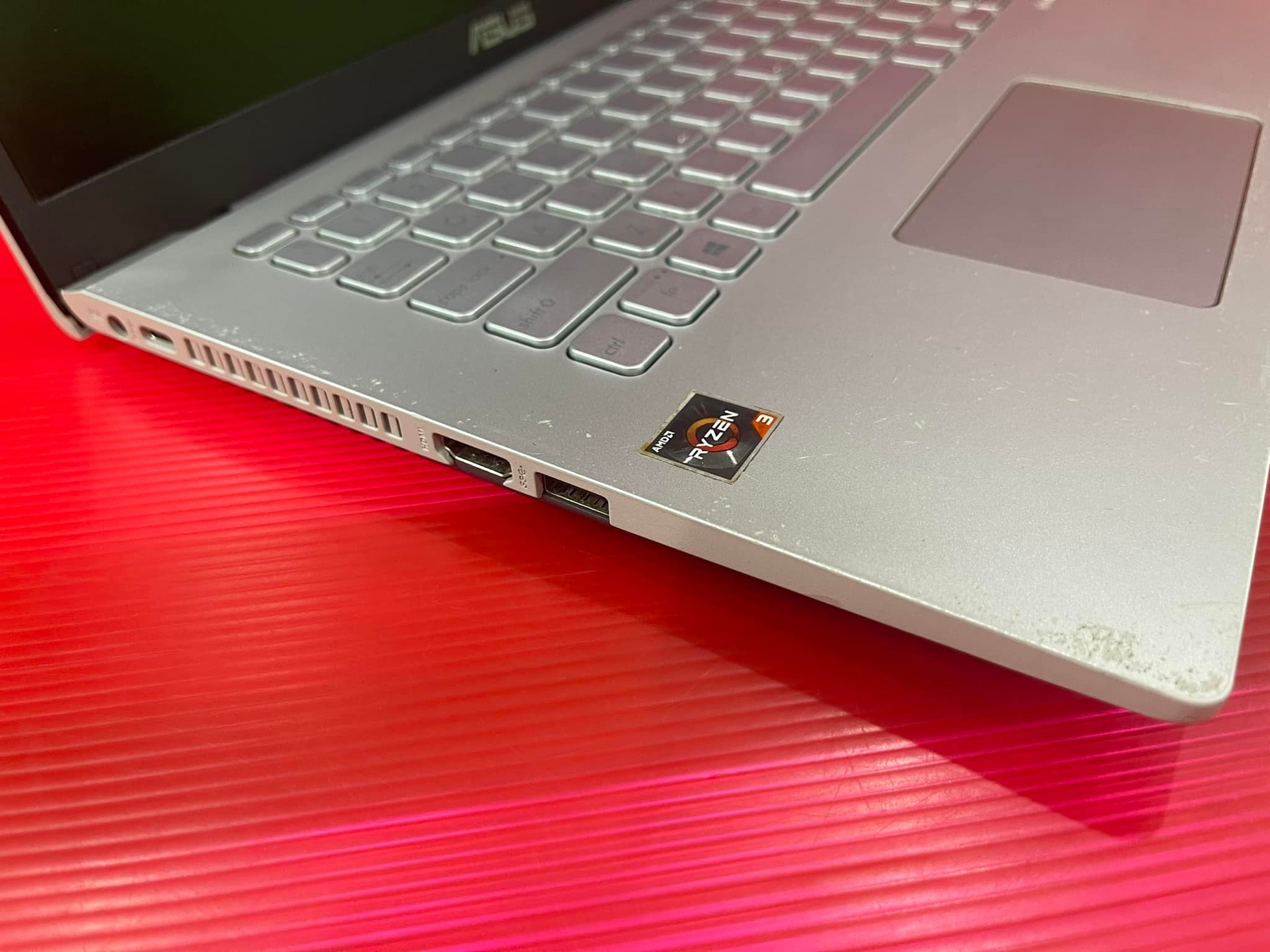 ( SOLD OUT ) Asus M409DA-EK105T